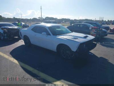2020 Dodge CHALLENGER R/T Scat Pack, белый — VIN 2C3CDZFJ3LH218427, IAAI
