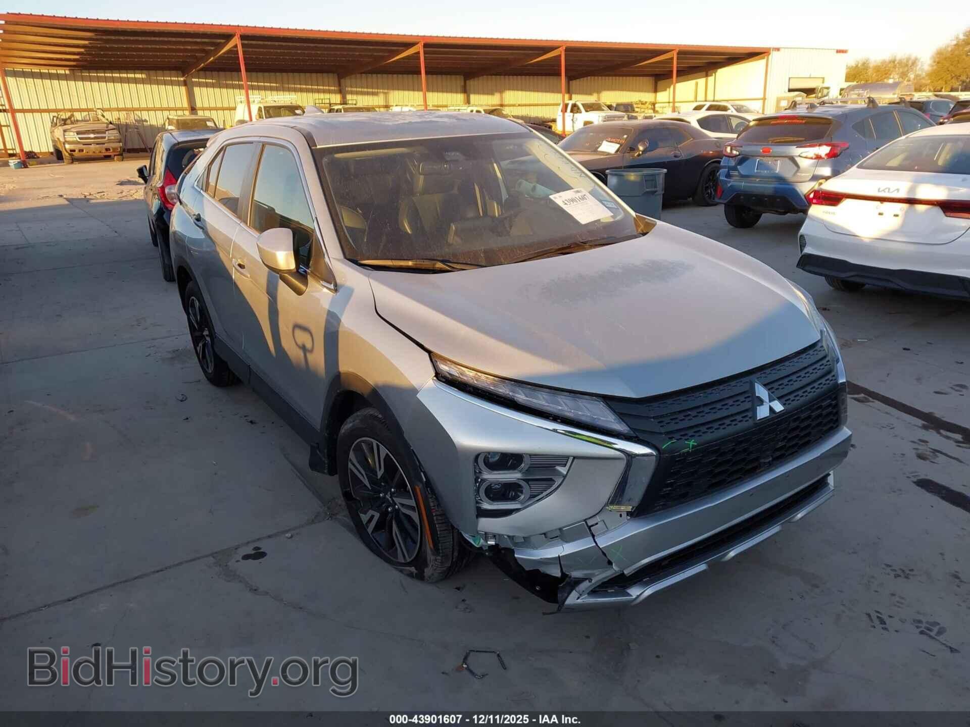 Photo JA4ATWAA1SZ033264 - MITSUBISHI ECLIPSE CROSS 2025