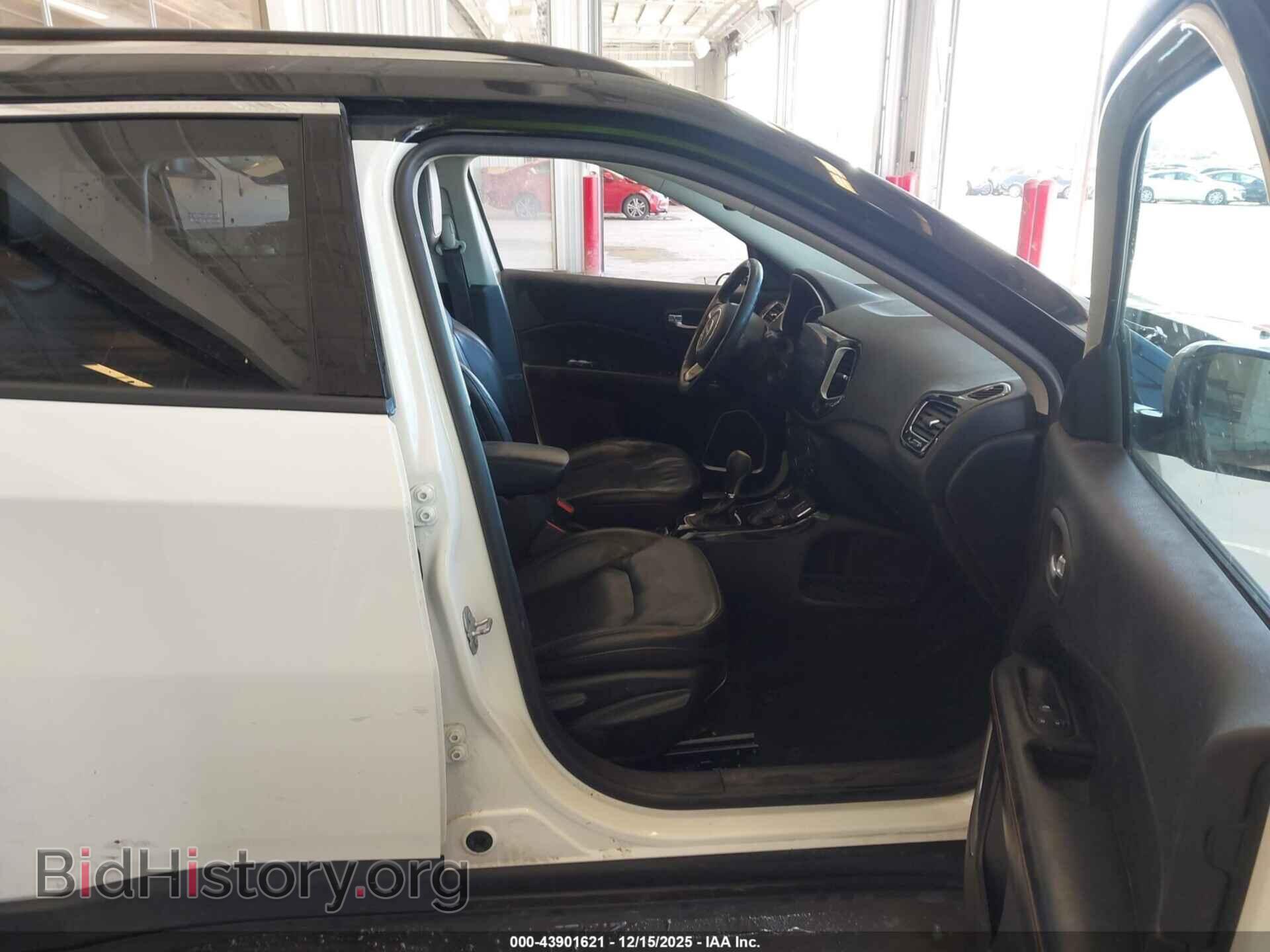2018 JEEP COMPASS - VIN: 3C4NJDCB7JT397959 - Фото 5