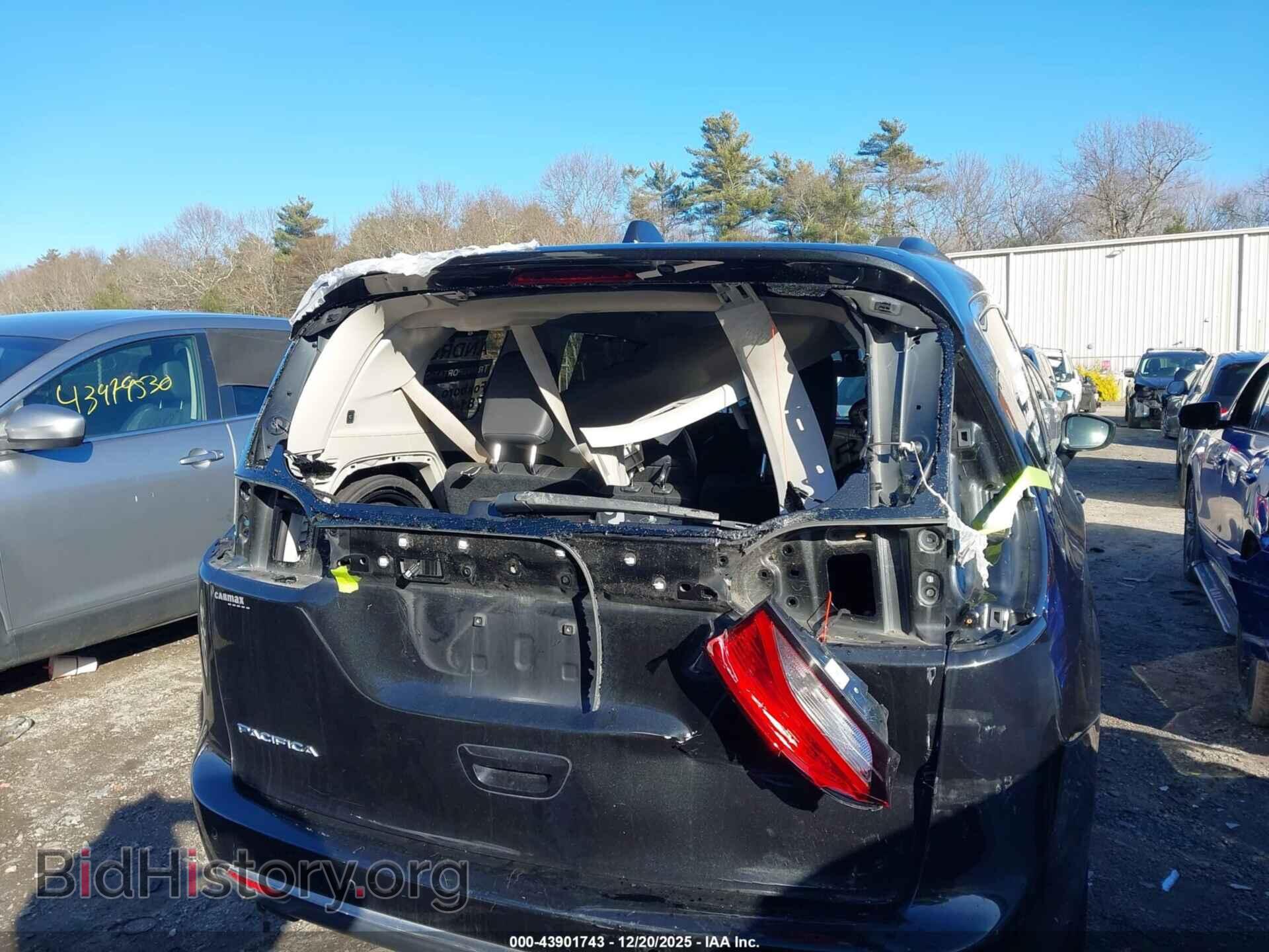 2017 CHRYSLER PACIFICA - VIN: 2C4RC1BG7HR712294 - Фото 12