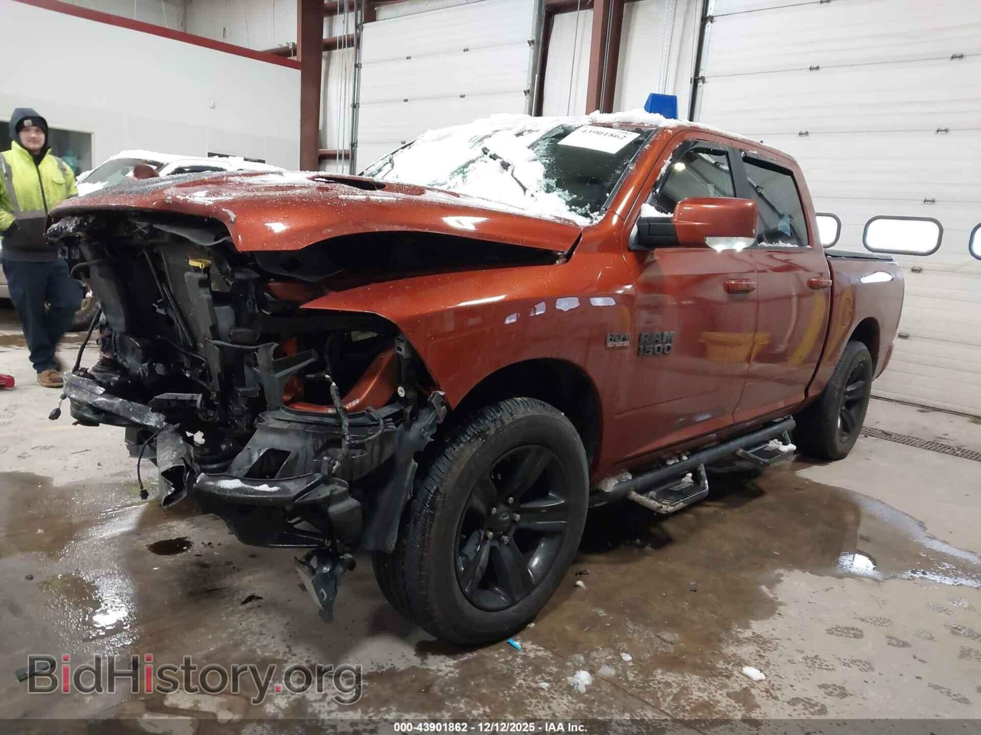 2017 RAM 1500 - VIN: 1C6RR7MT3HS681532 - Фото 2