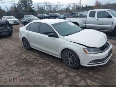 2017 Volkswagen JETTA 1.8T Sport, белый — VIN 3VWD17AJ9HM306375, IAAI