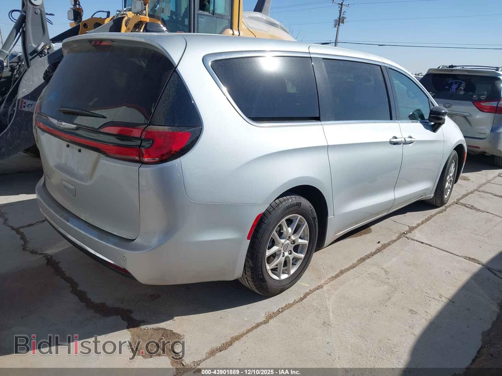 2024 CHRYSLER PACIFICA - VIN: 2C4RC1BG4RR172517 - Фото 4