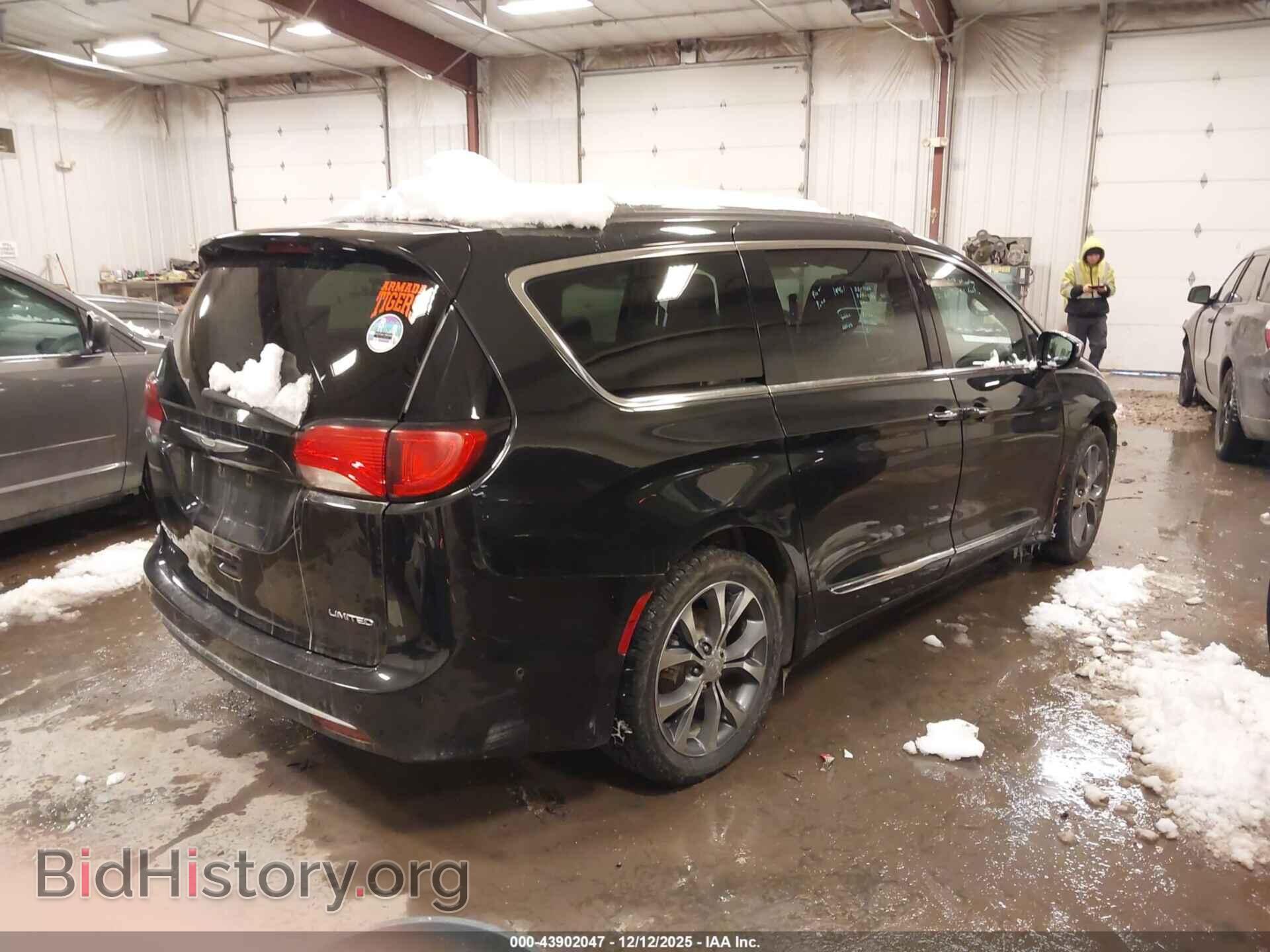 2017 CHRYSLER PACIFICA - VIN: 2C4RC1GGXHR638328 - Фото 4