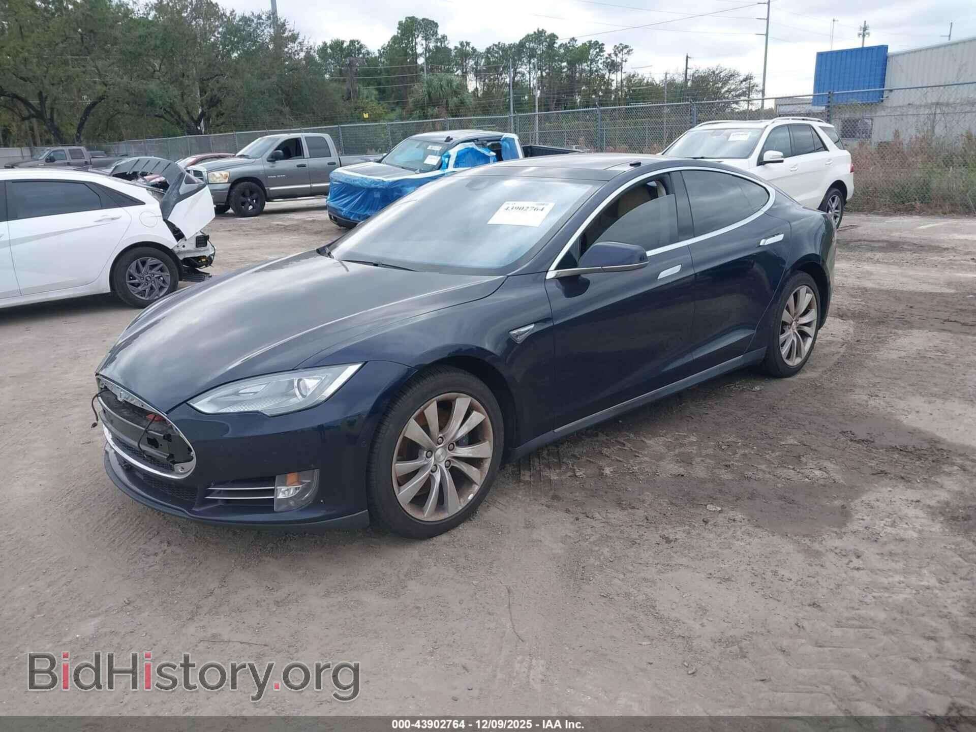 2014 TESLA MODEL S - VIN: 5YJSA1H14EFP61454 - Photo 2