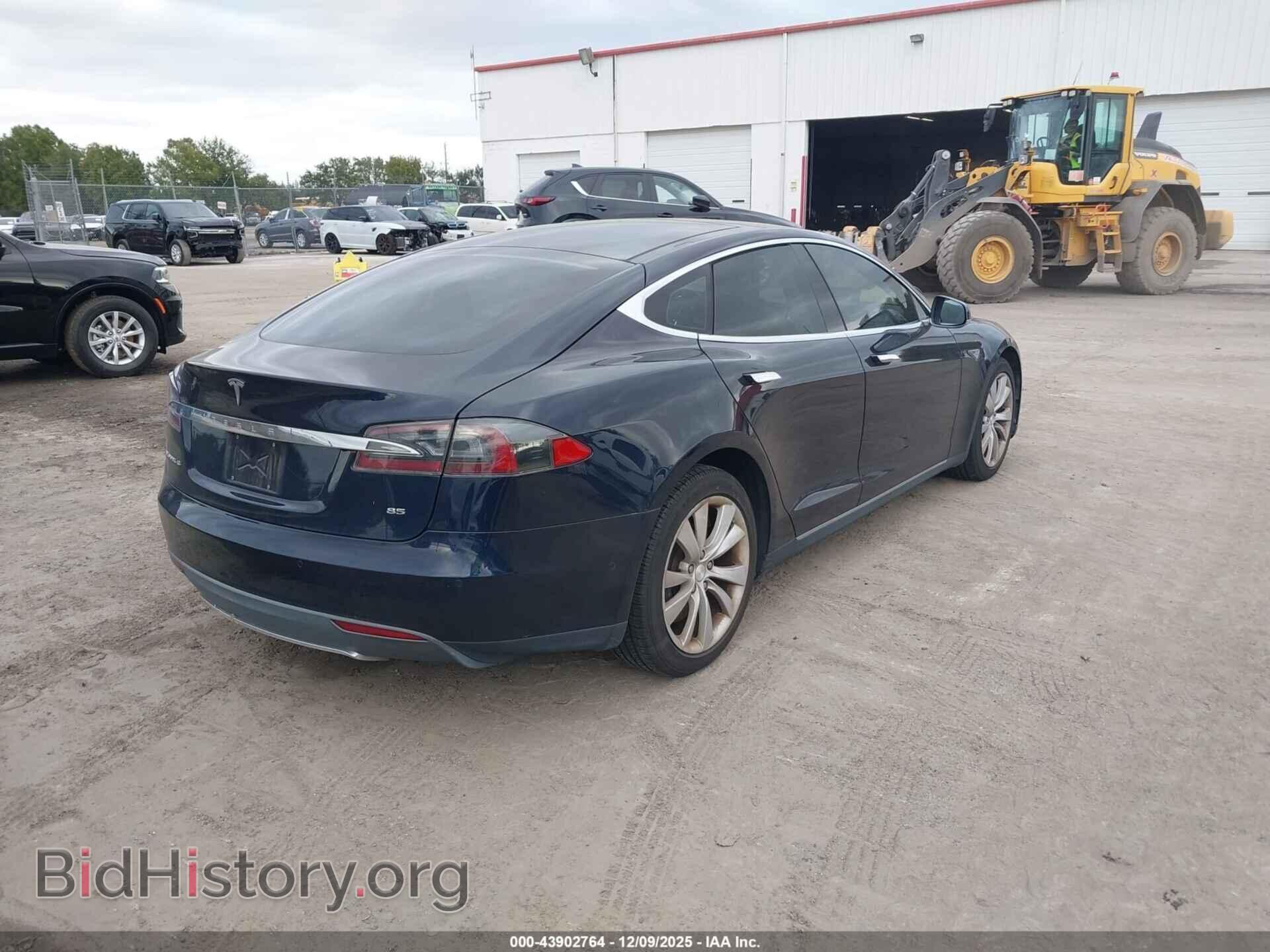 2014 TESLA MODEL S - VIN: 5YJSA1H14EFP61454 - Photo 4