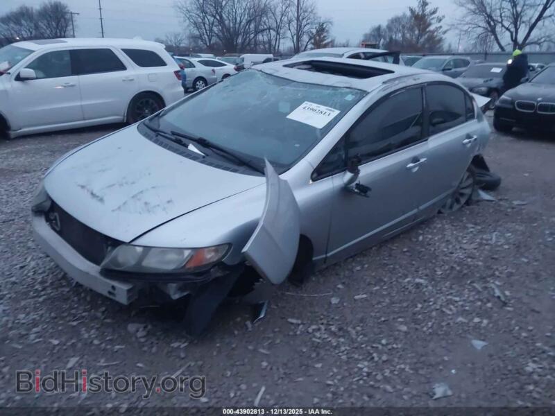 2011 Honda CIVIC (VIN 19XFA1F85BE018286) — photo 2 of 17