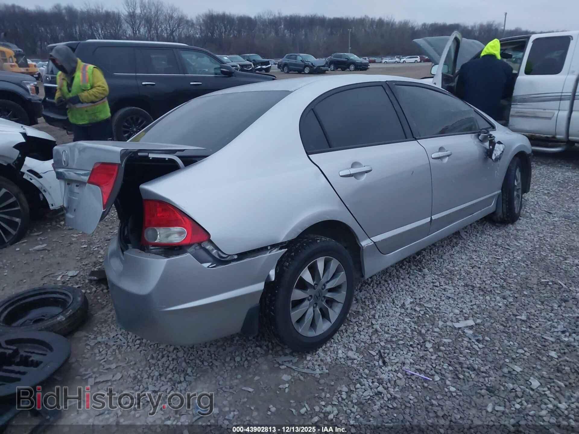 2011 HONDA CIVIC - VIN: 19XFA1F85BE018286 - Фото 4