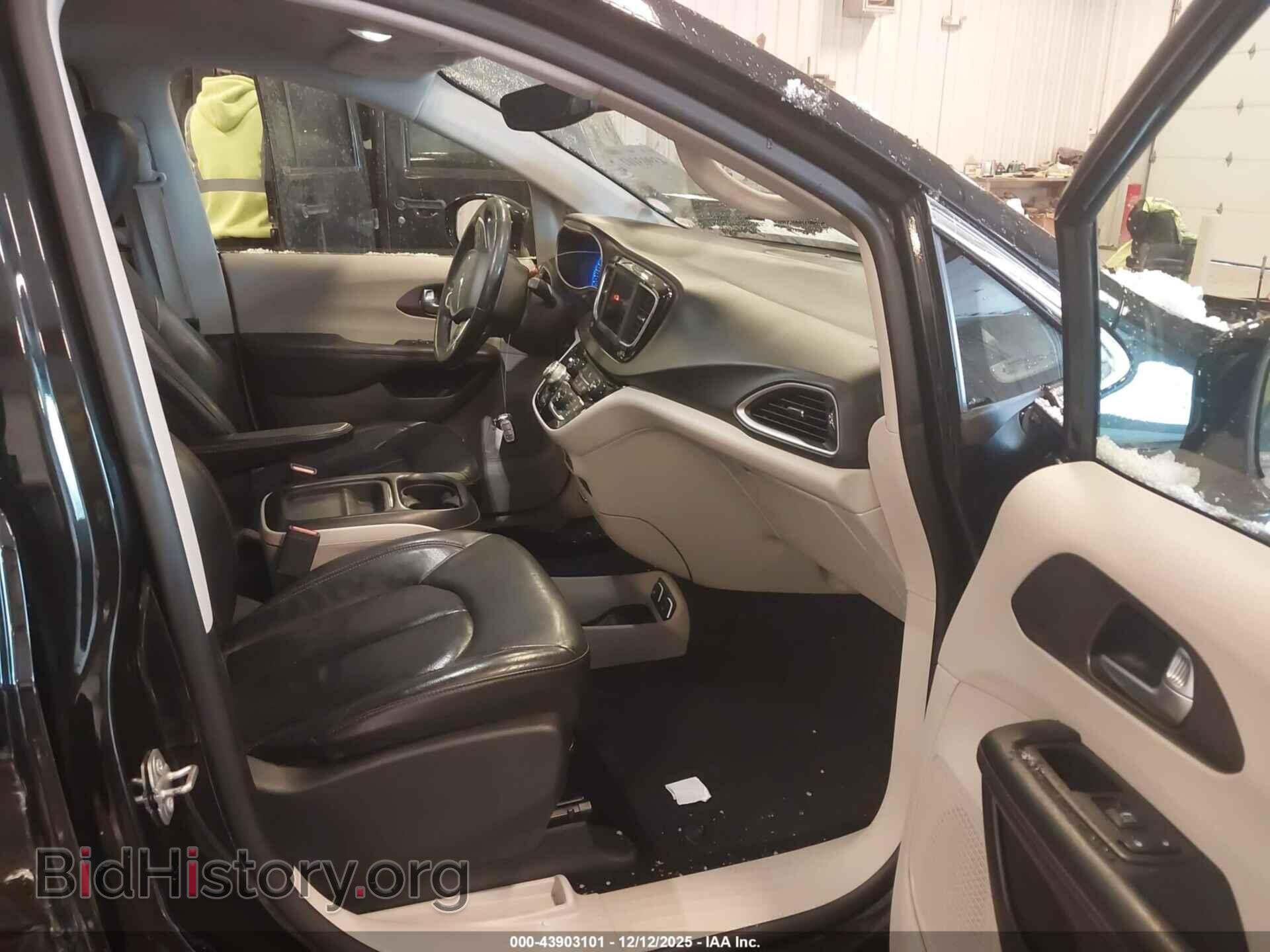 2019 CHRYSLER PACIFICA - VIN: 2C4RC1BG7KR554563 - Photo 5