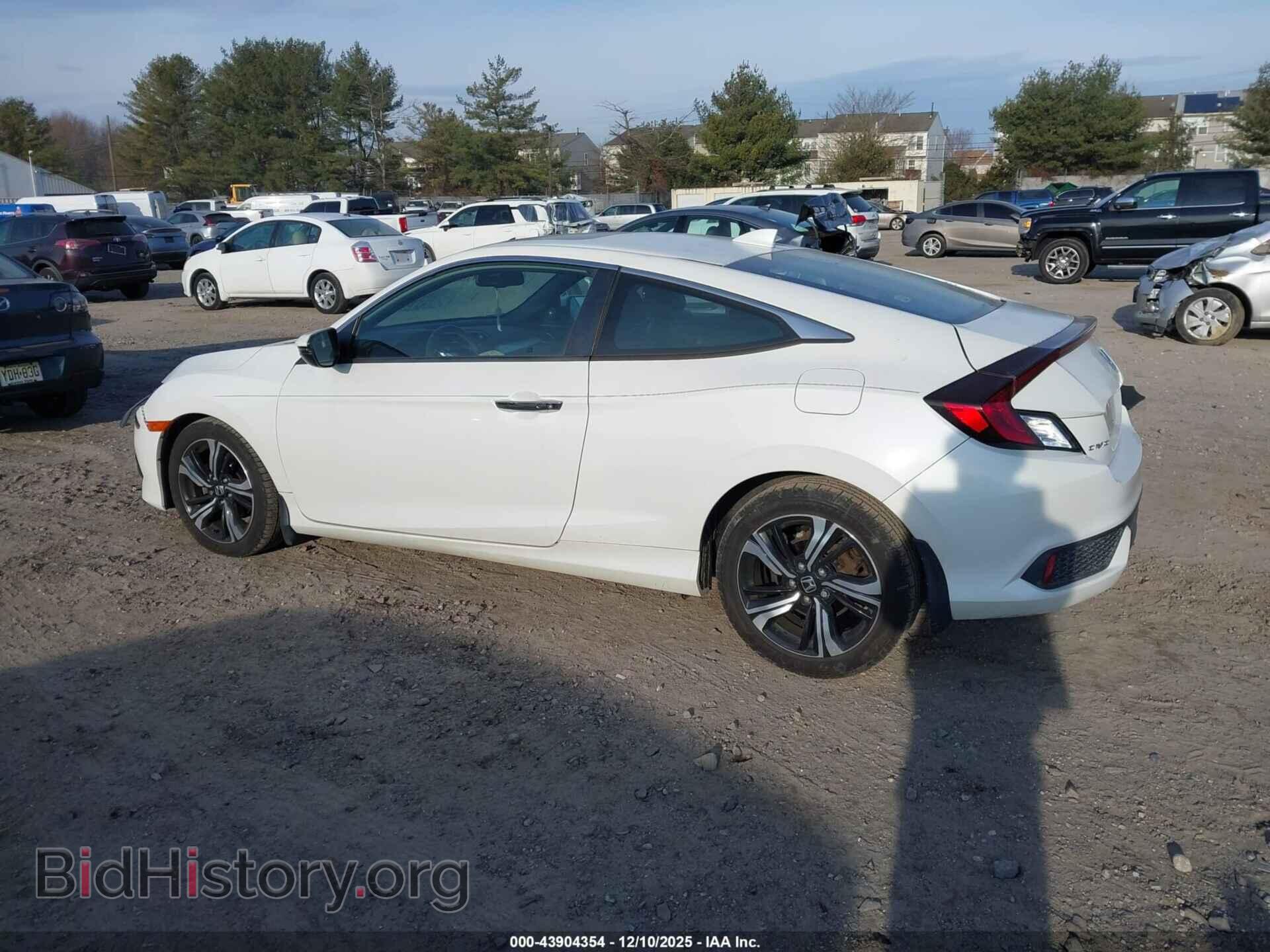 2016 HONDA CIVIC - VIN: 2HGFC3B96GH361268 - Фото 3
