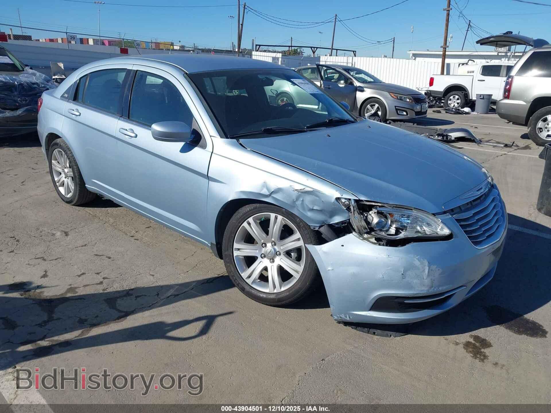 Фотография 1C3CCBAB7DN647850 - CHRYSLER 200 2013