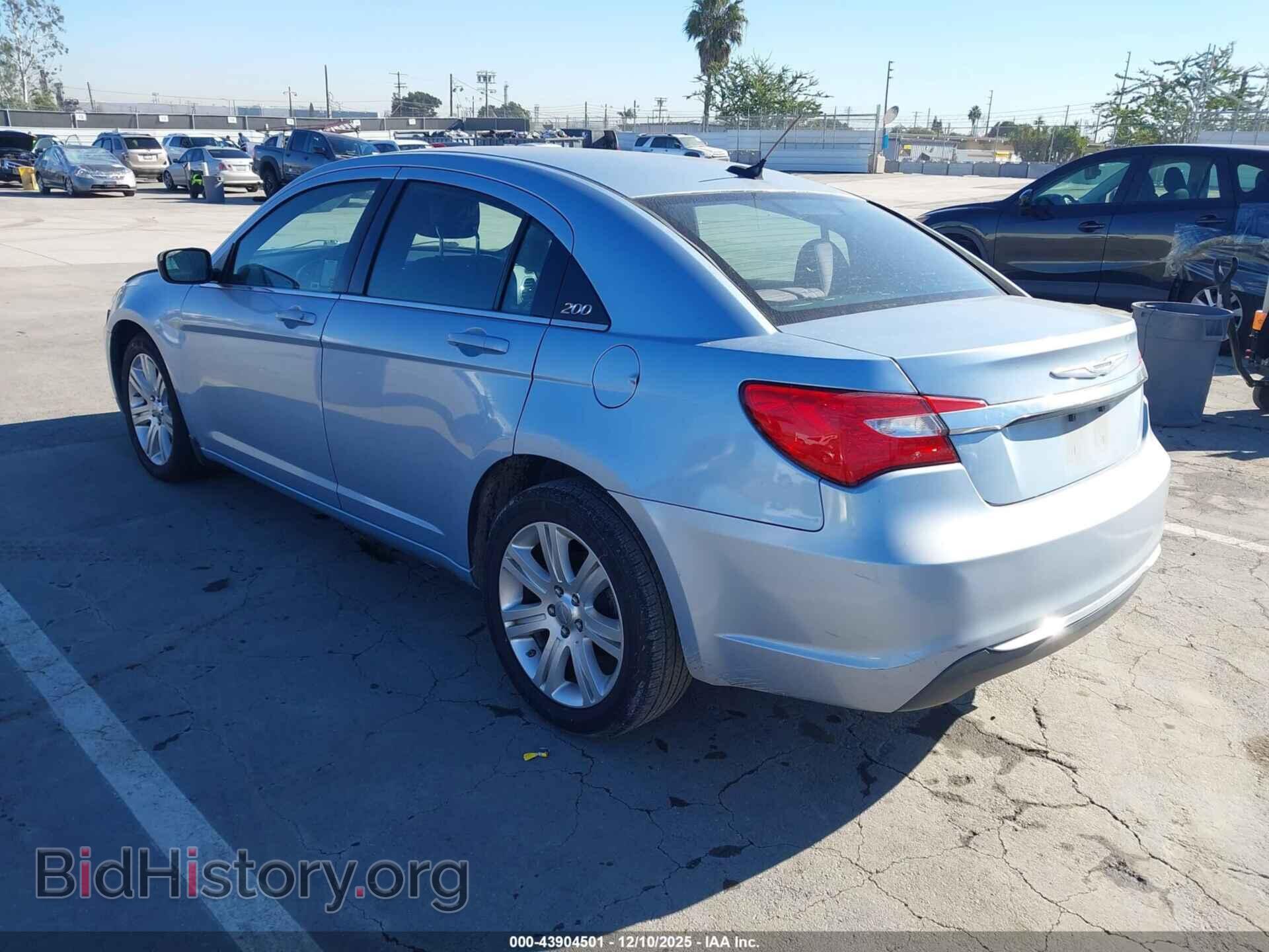 2013 CHRYSLER 200 - VIN: 1C3CCBAB7DN647850 - Фото 3
