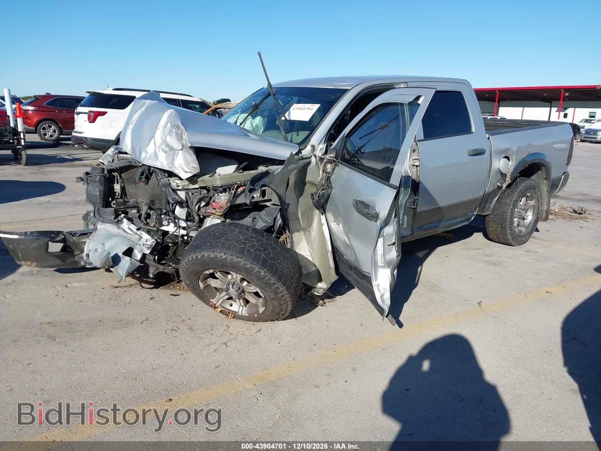 2012 RAM 1500 - VIN: 1C6RD7LT1CS328134 - Photo 2