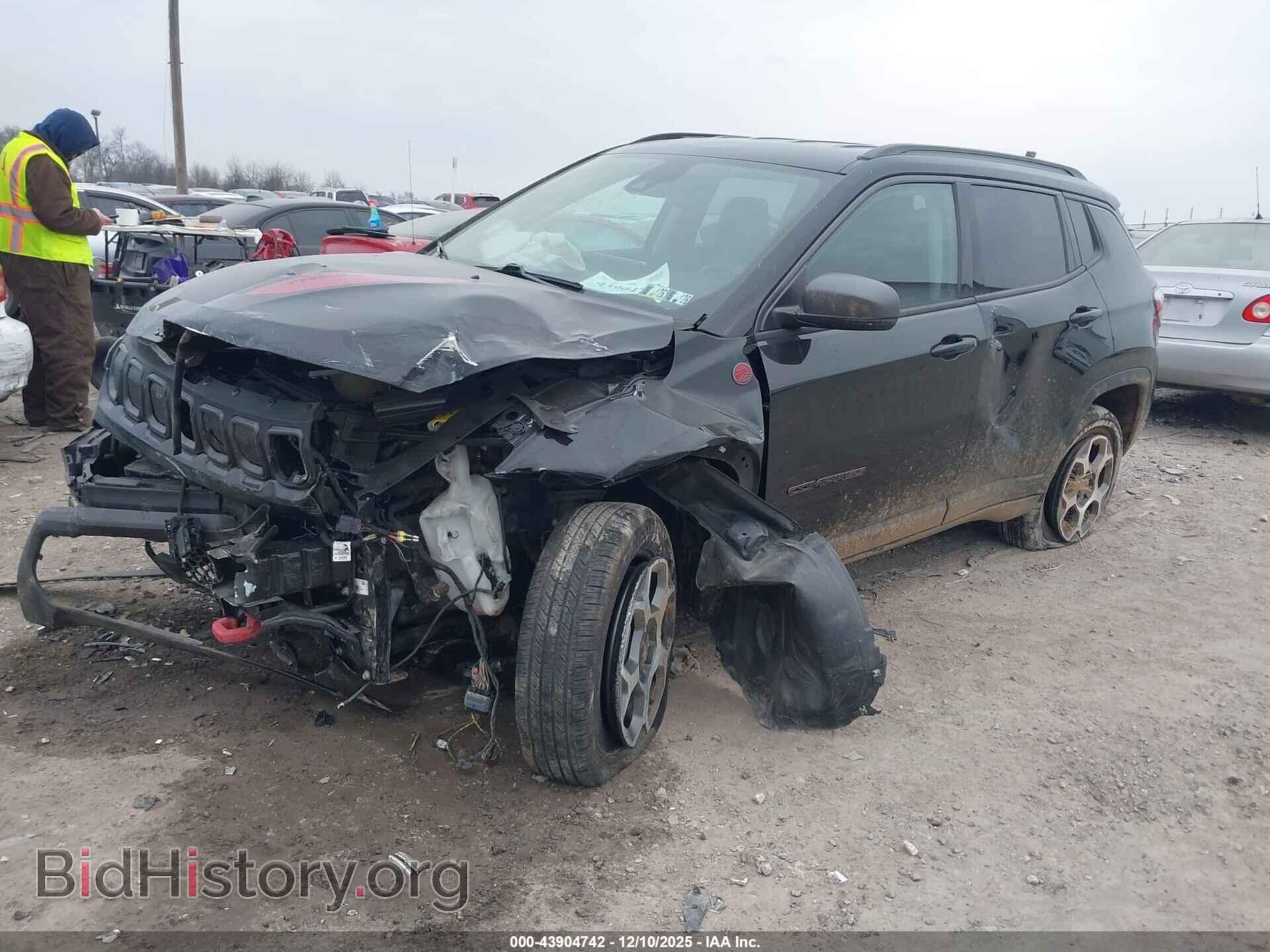 2022 JEEP COMPASS - VIN: 3C4NJDDB2NT114632 - Фото 2