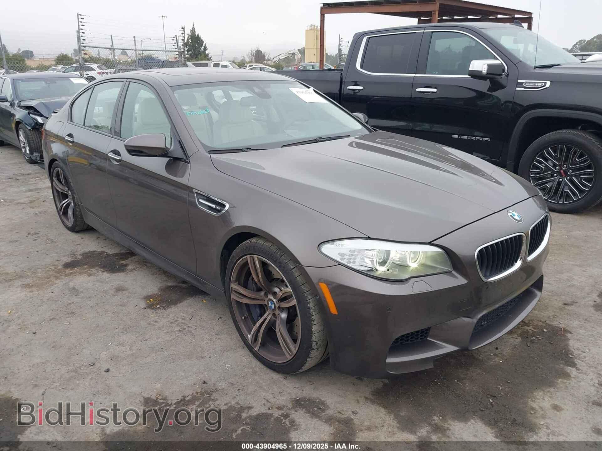 Photo WBSFV9C54DC773641 - BMW M5 2013
