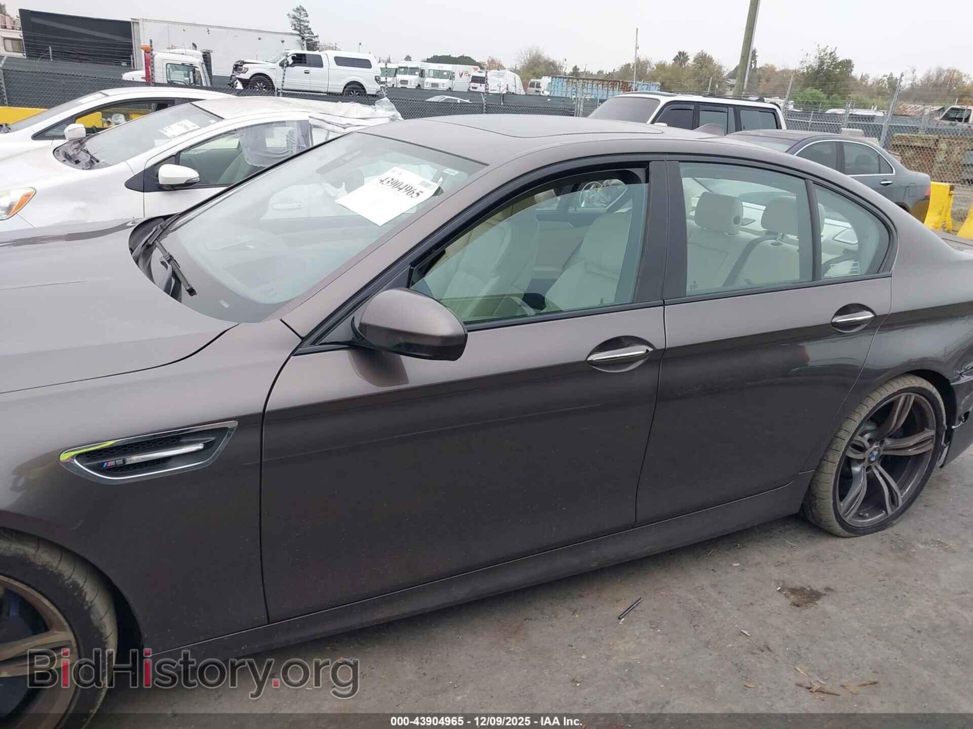 2013 BMW M5 - VIN: WBSFV9C54DC773641 - Фото 14