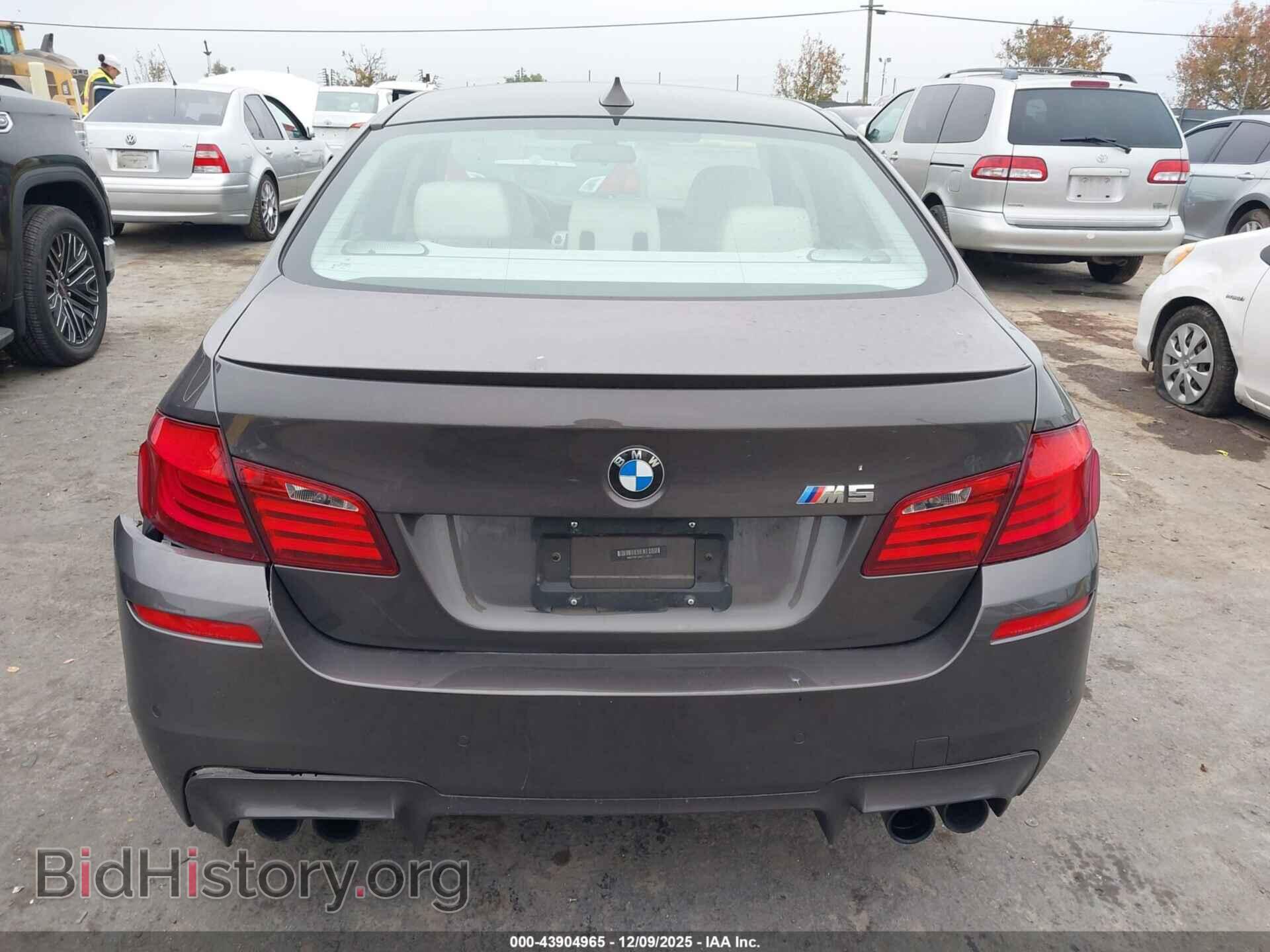 2013 BMW M5 - VIN: WBSFV9C54DC773641 - Фото 16