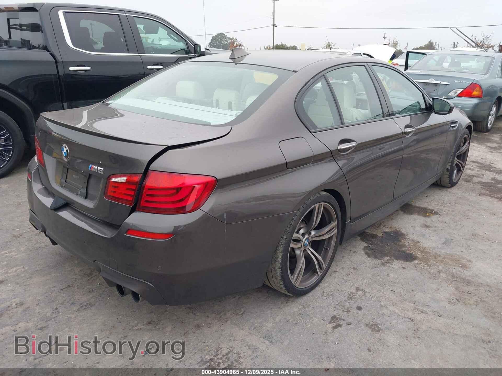 2013 BMW M5 - VIN: WBSFV9C54DC773641 - Фото 4