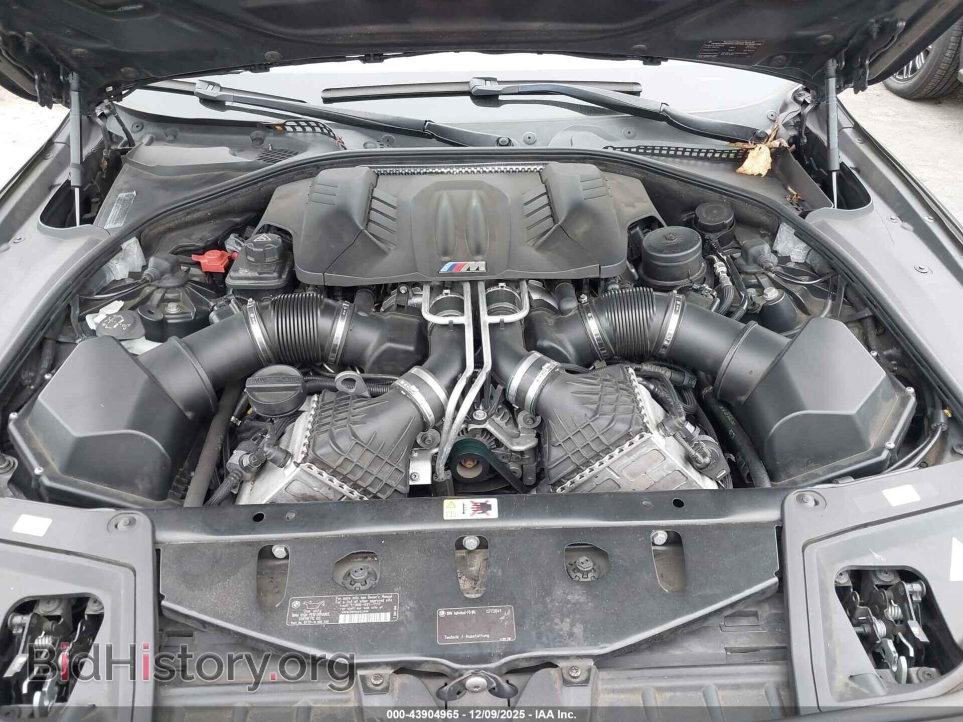 2013 BMW M5 - VIN: WBSFV9C54DC773641 - Фото 10