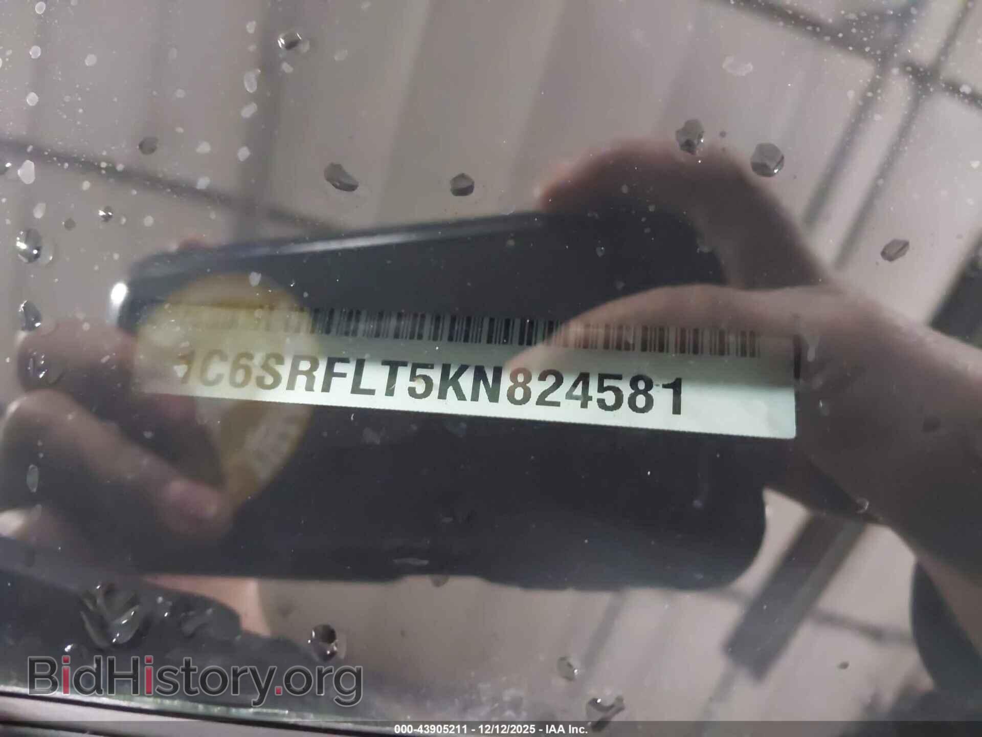 2019 RAM 1500 - VIN: 1C6SRFLT5KN824581 - Фото 9