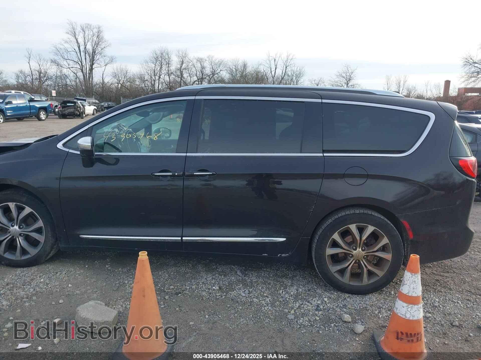 2017 CHRYSLER PACIFICA - VIN: 2C4RC1GG8HR649103 - Photo 13