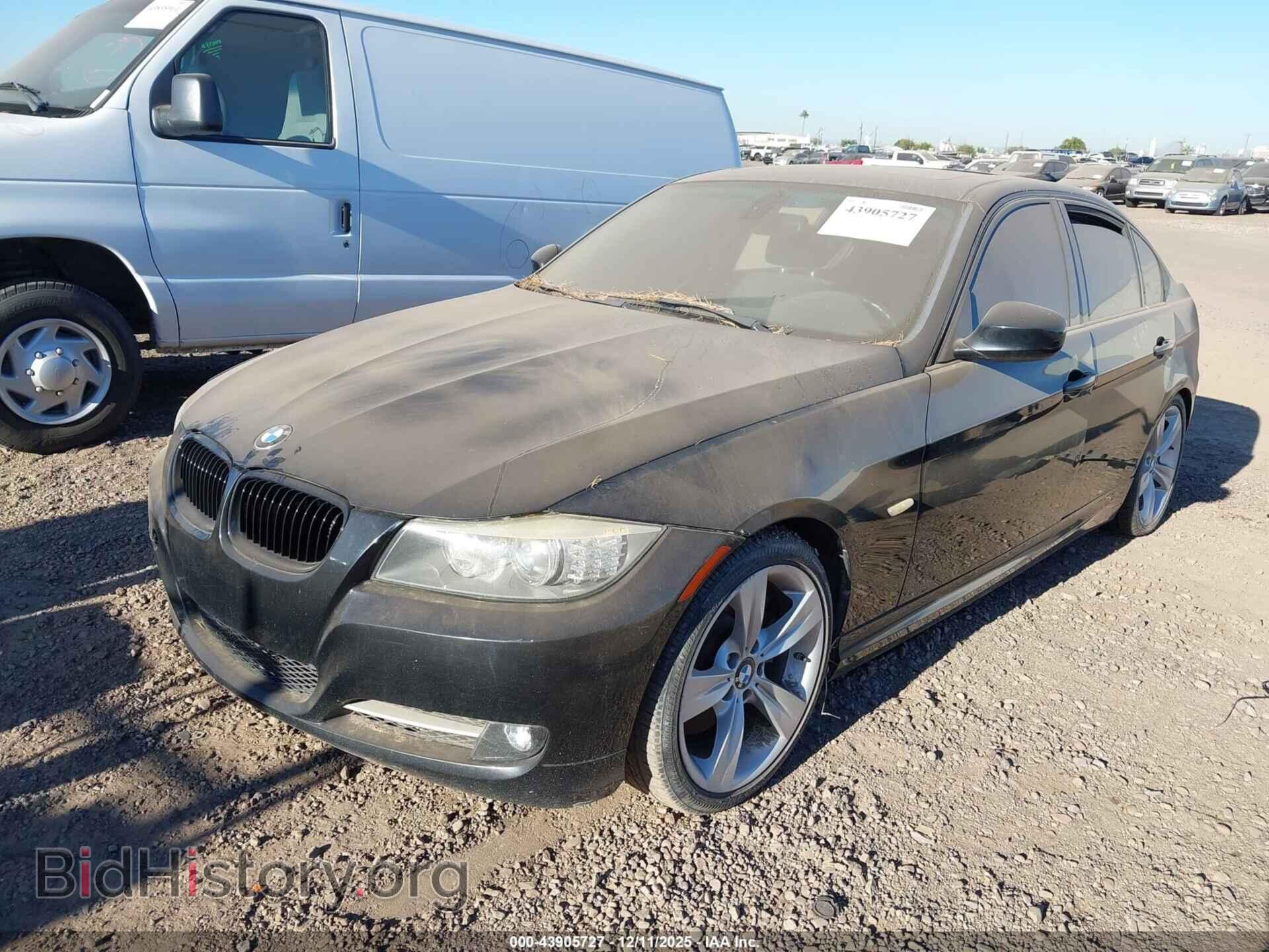 2011 BMW 335I - VIN: WBAPM5C50BE577699 - Фото 2