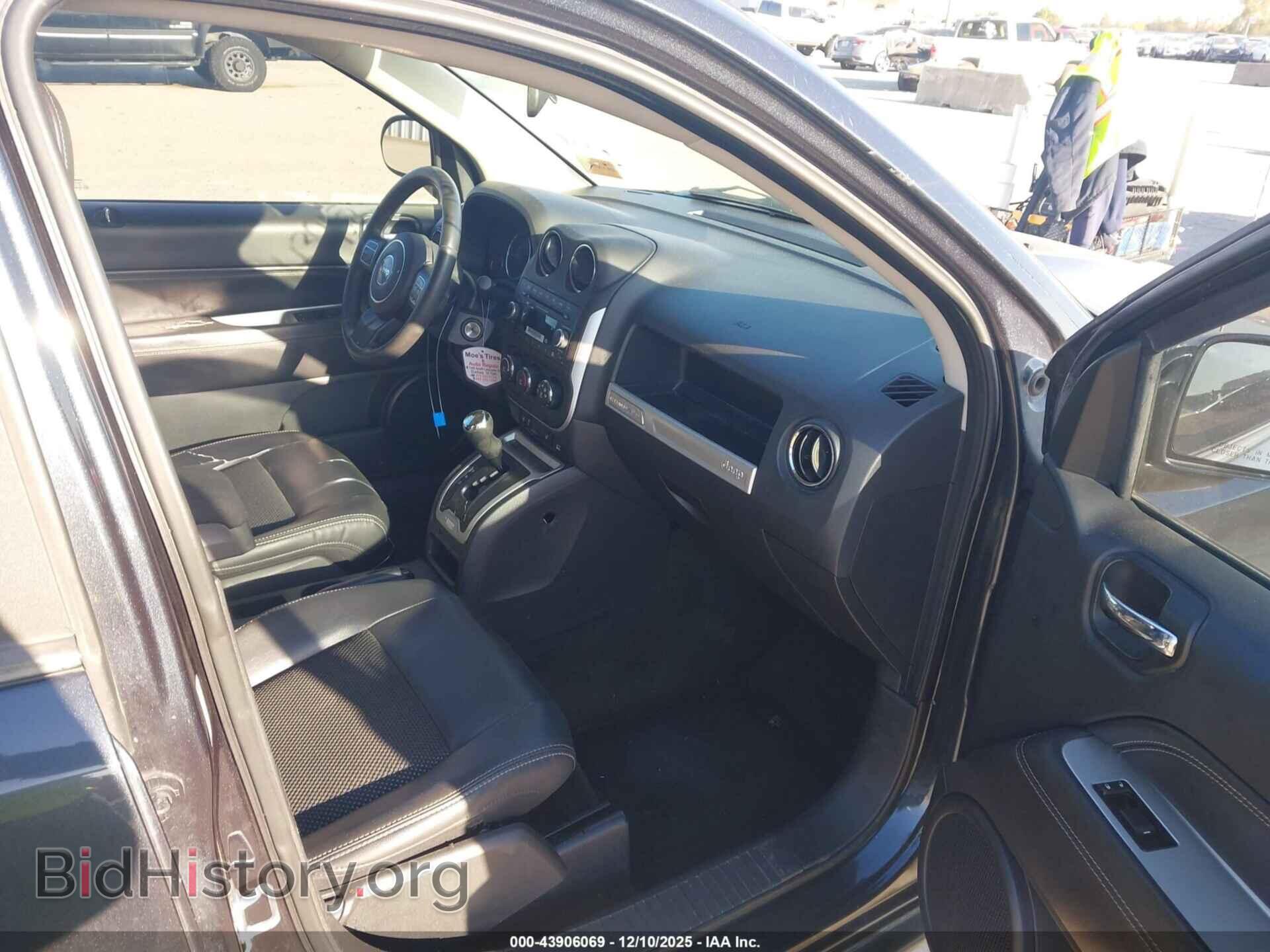 2014 JEEP COMPASS - VIN: 1C4NJCEA8ED647400 - Фото 5