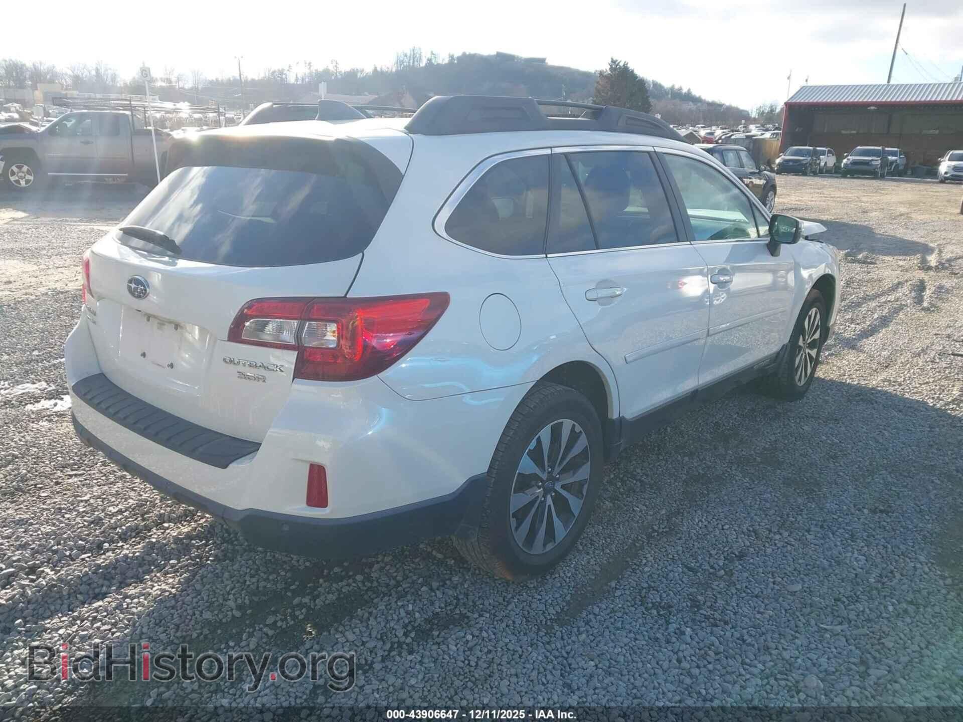 2017 SUBARU OUTBACK - VIN: 4S4BSENC8H3202965 - Фото 4
