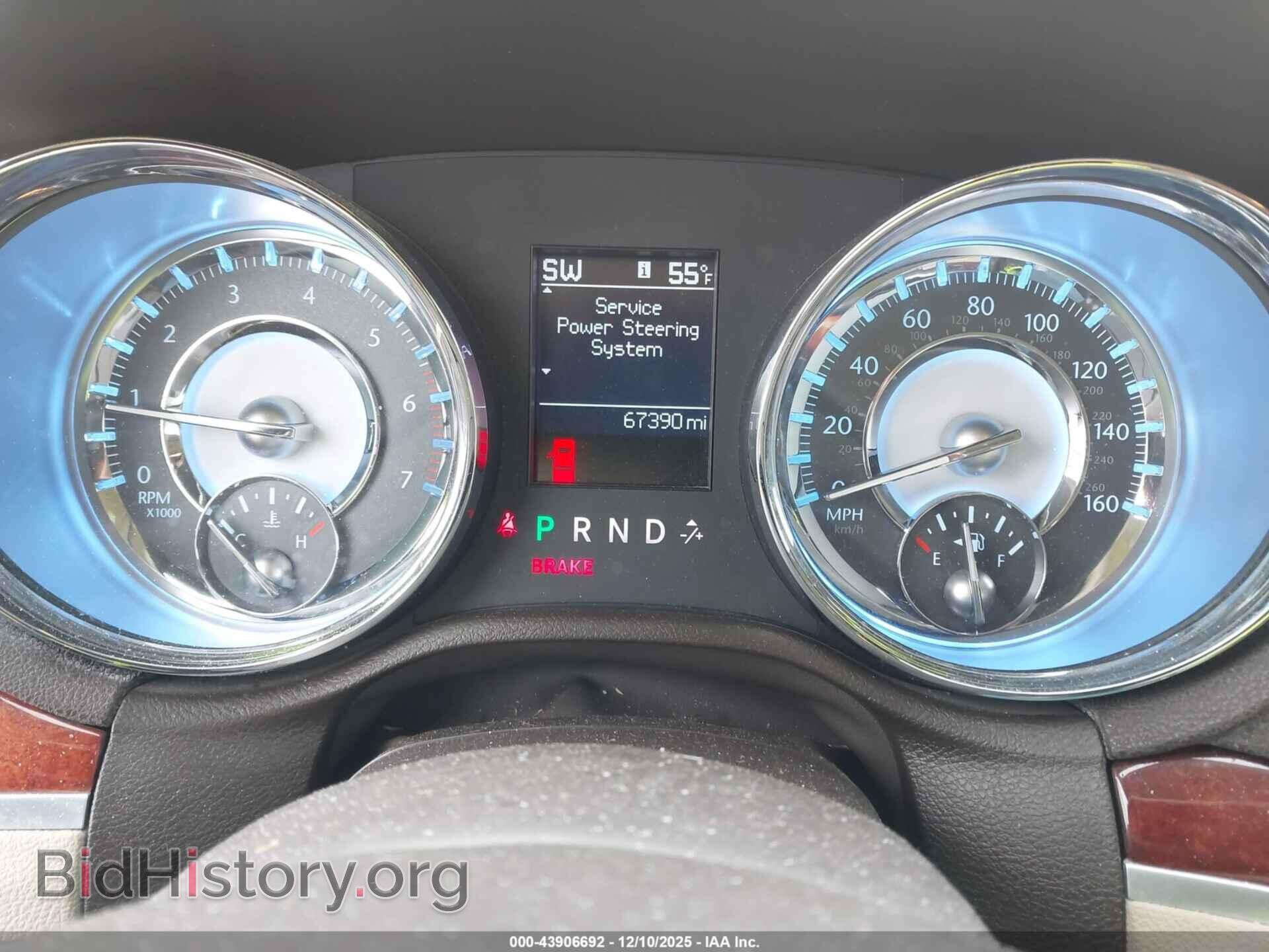 2011 CHRYSLER 300C - VIN: 2C3CA6CT6BH538403 - Фото 7