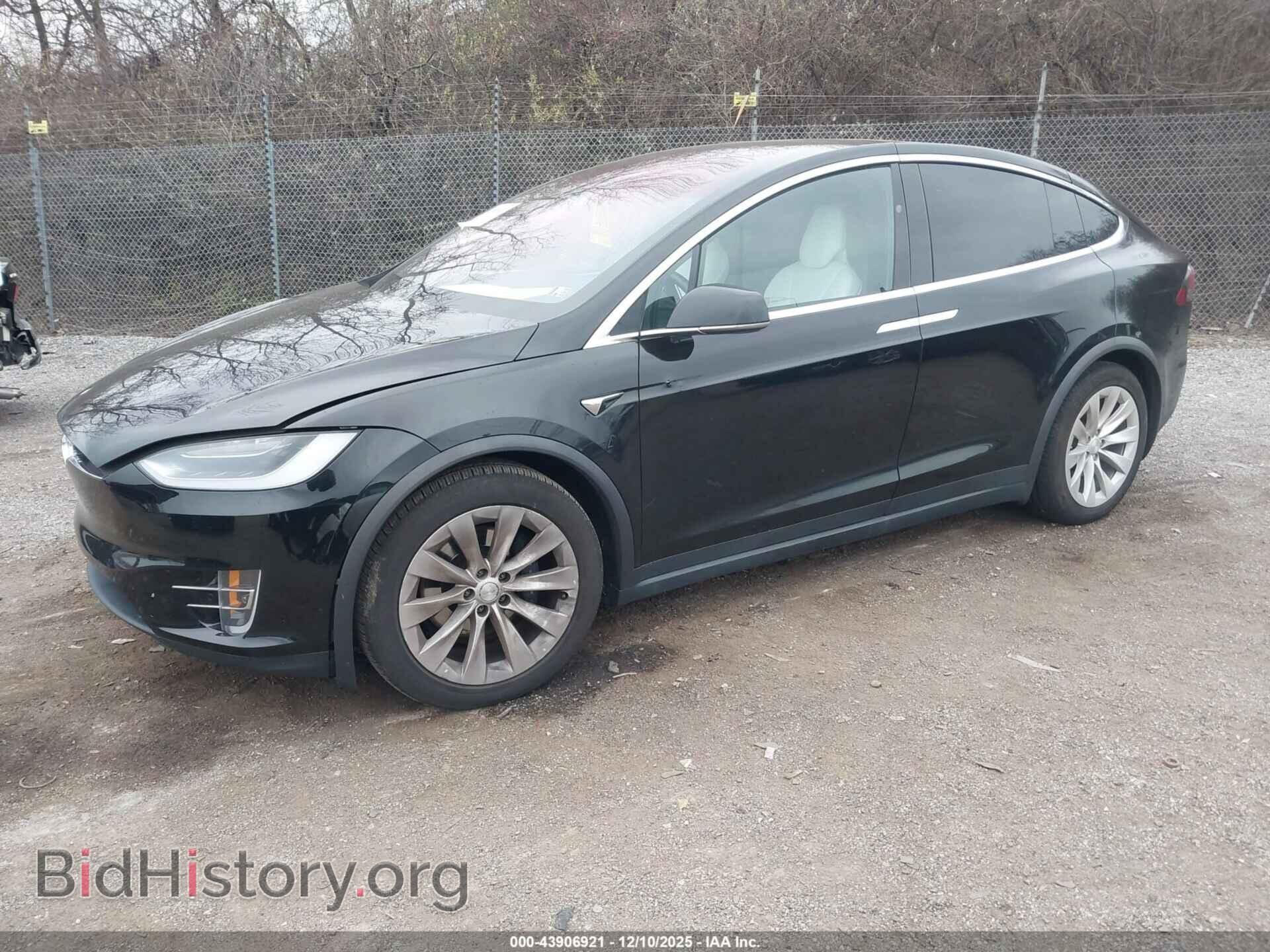 2017 TESLA MODEL X - VIN: 5YJXCDE26HF053631 - Photo 2