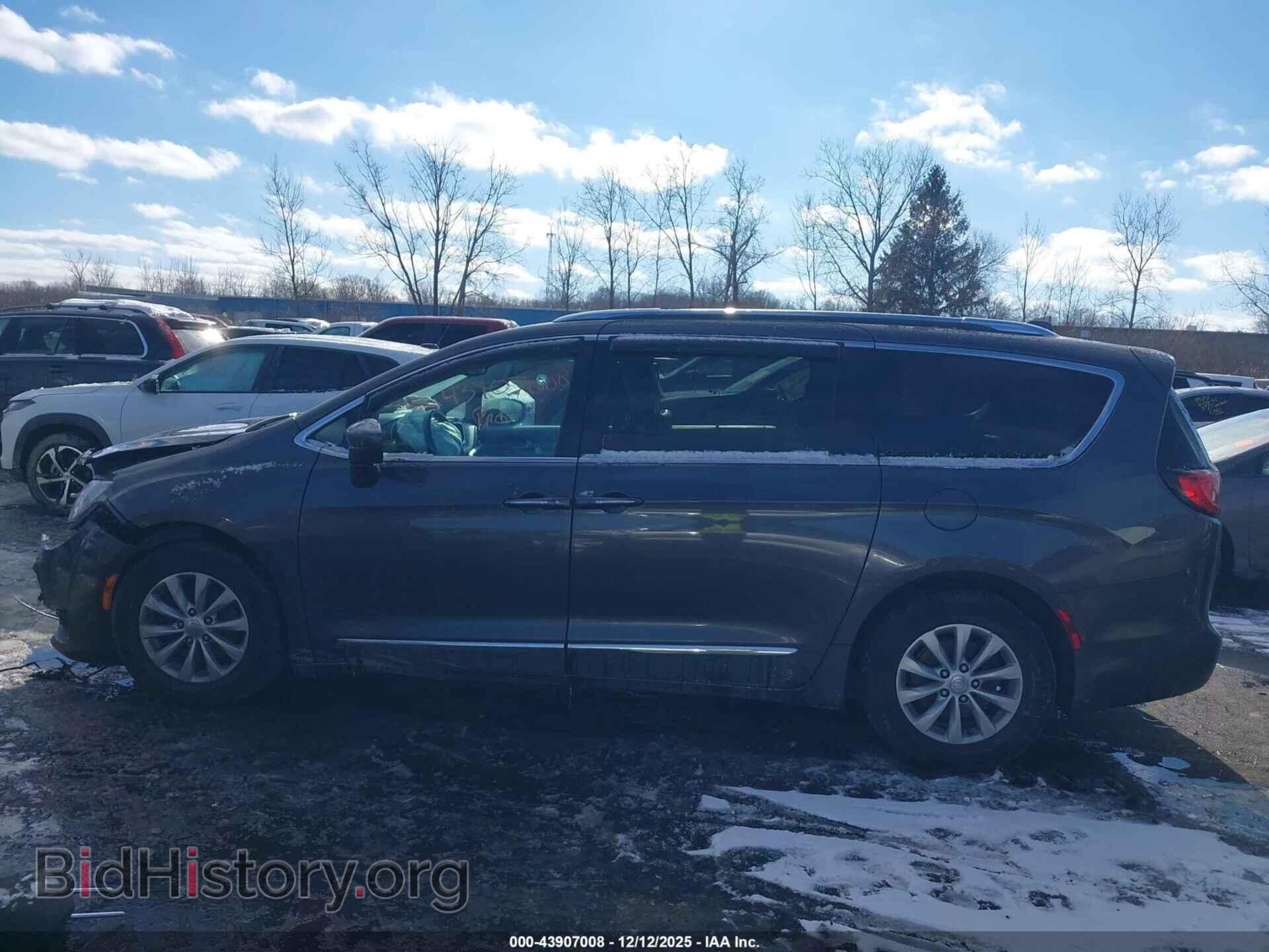 2018 CHRYSLER PACIFICA - VIN: 2C4RC1BG7JR294647 - Photo 14