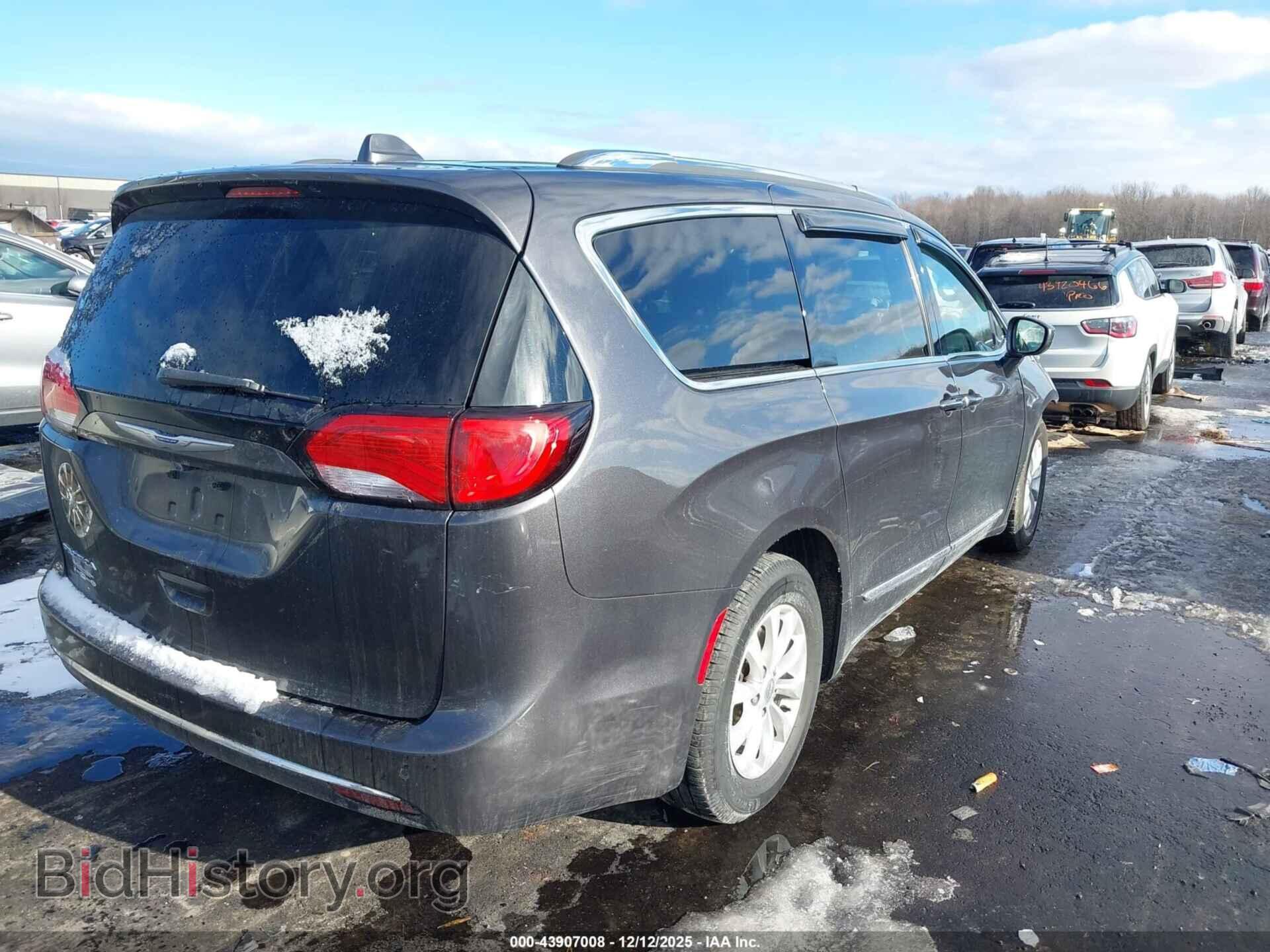 2018 CHRYSLER PACIFICA - VIN: 2C4RC1BG7JR294647 - Photo 4