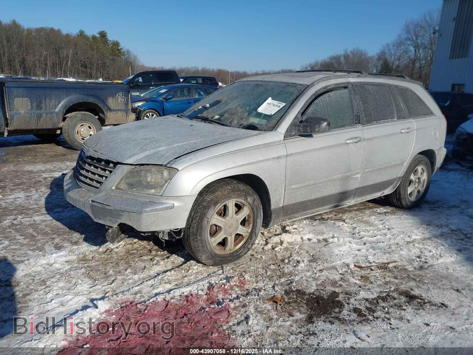 2005 CHRYSLER PACIFICA - VIN: 2C8GF68465R647537 - Фото 2