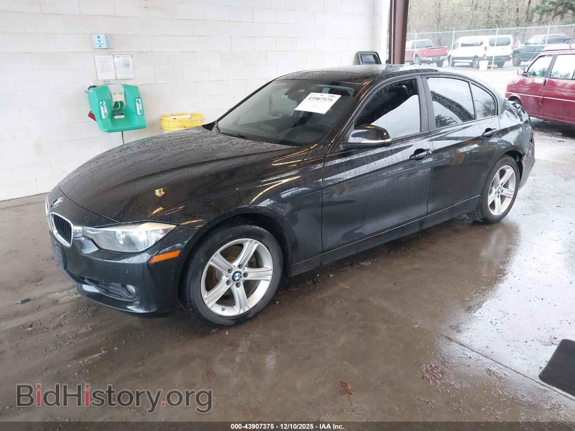 2013 BMW 328I - VIN: WBA3C1C57DF438774 - Фото 2