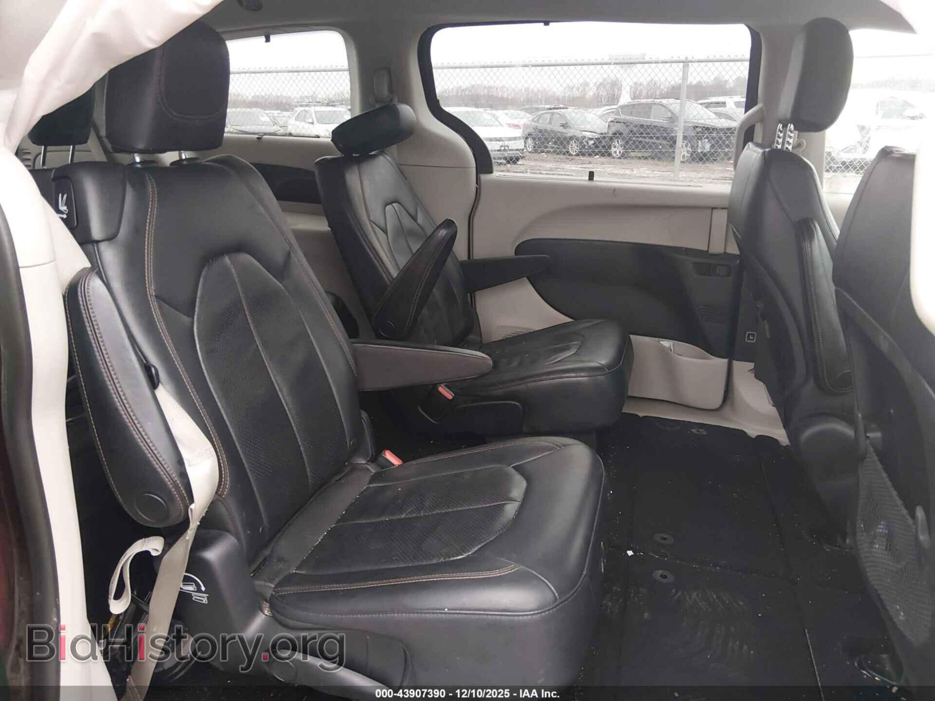 2018 CHRYSLER PACIFICA - VIN: 2C4RC1BG4JR125816 - Фото 8