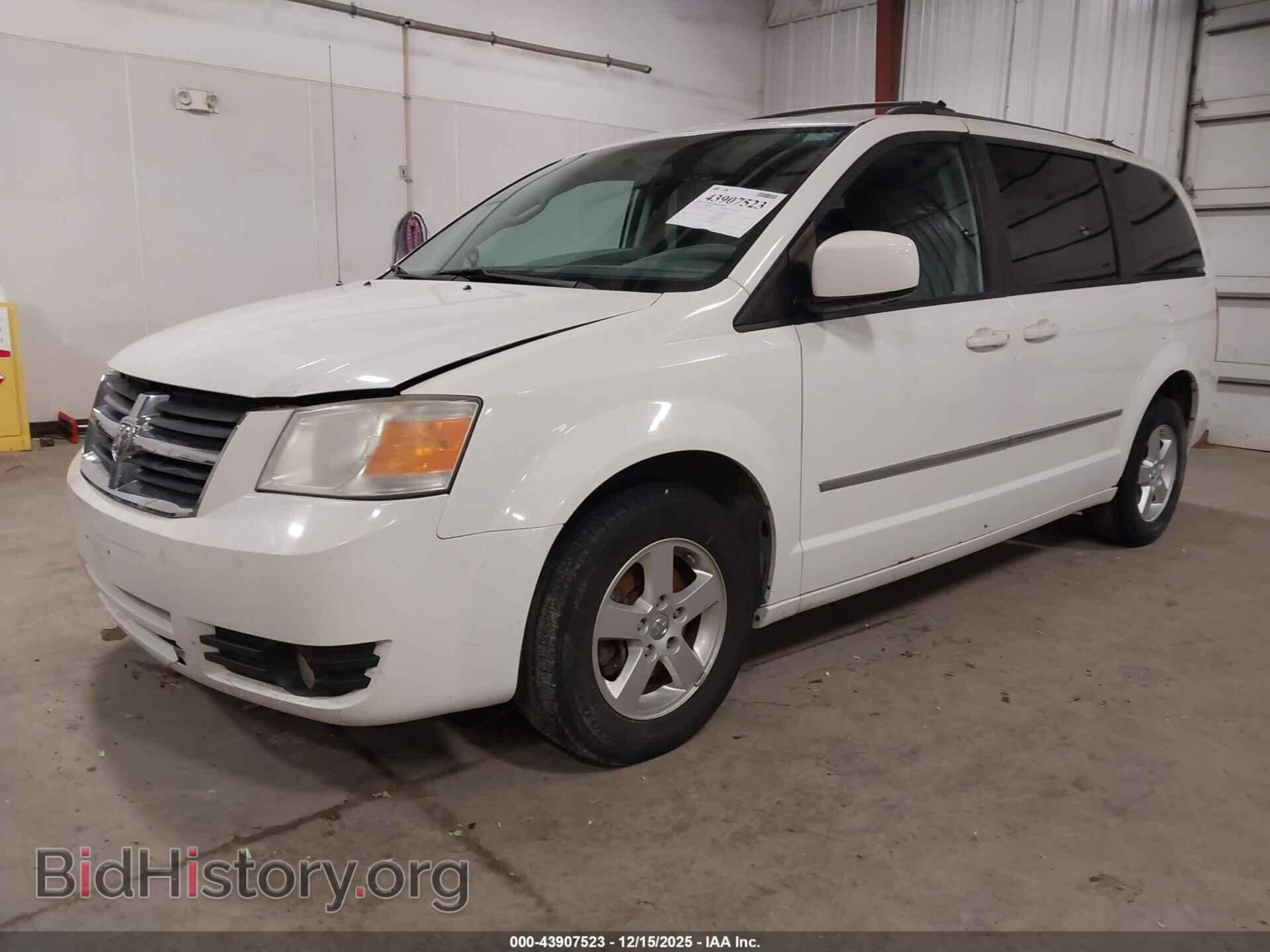 2010 DODGE GRAND CARAVAN - VIN: 2D4RN5D13AR215973 - Фото 2