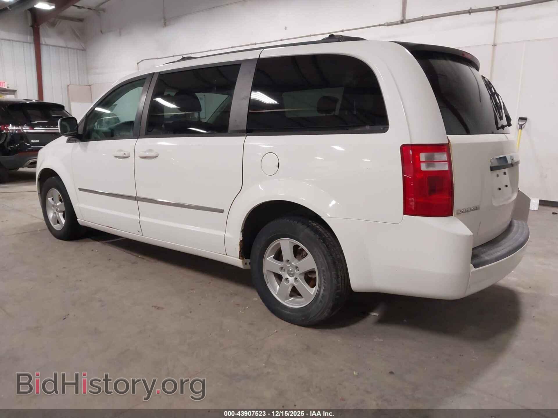2010 DODGE GRAND CARAVAN - VIN: 2D4RN5D13AR215973 - Фото 3