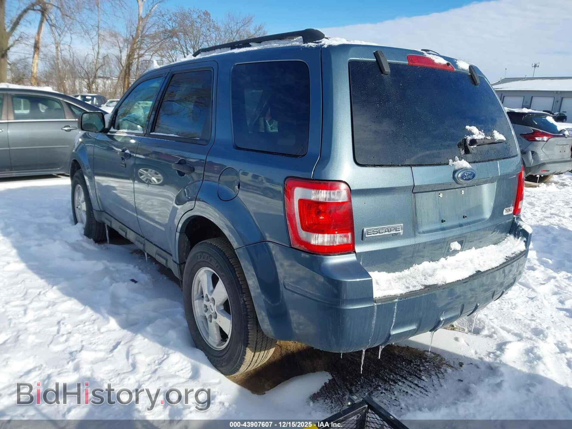 2011 FORD ESCAPE - VIN: 1FMCU9D76BKA40891 - Фото 3