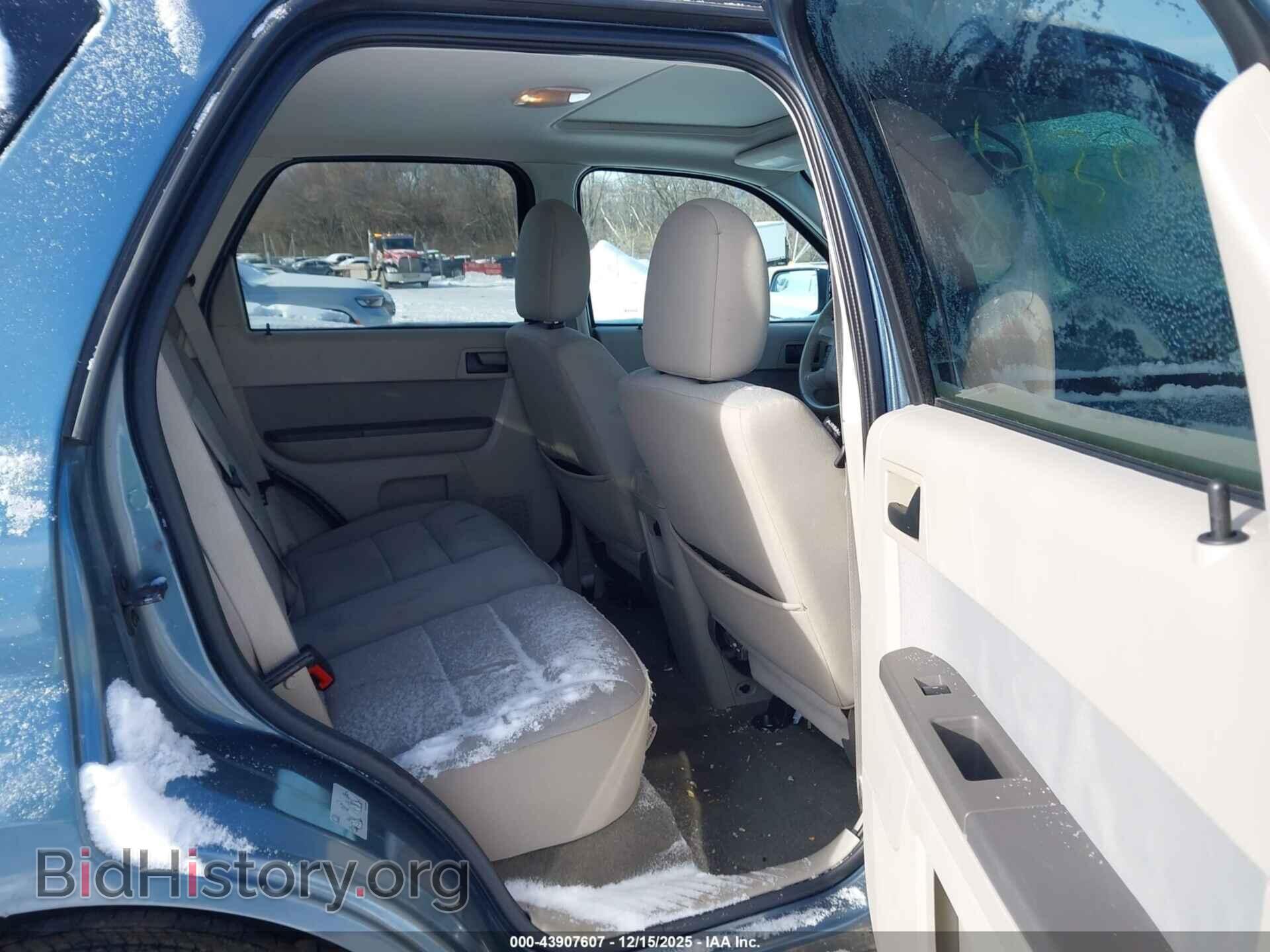 2011 FORD ESCAPE - VIN: 1FMCU9D76BKA40891 - Фото 8