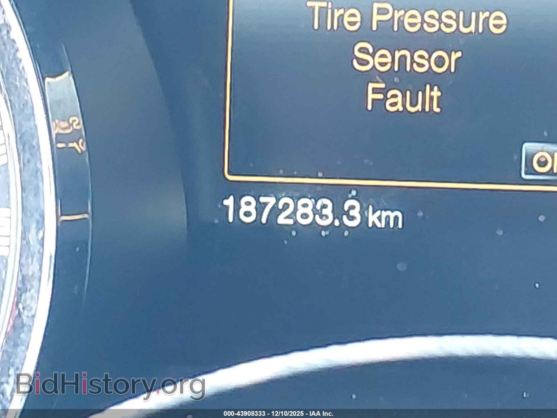 2014 FORD MUSTANG - VIN: 1ZVBP8AM3E5268875 - Фото 16