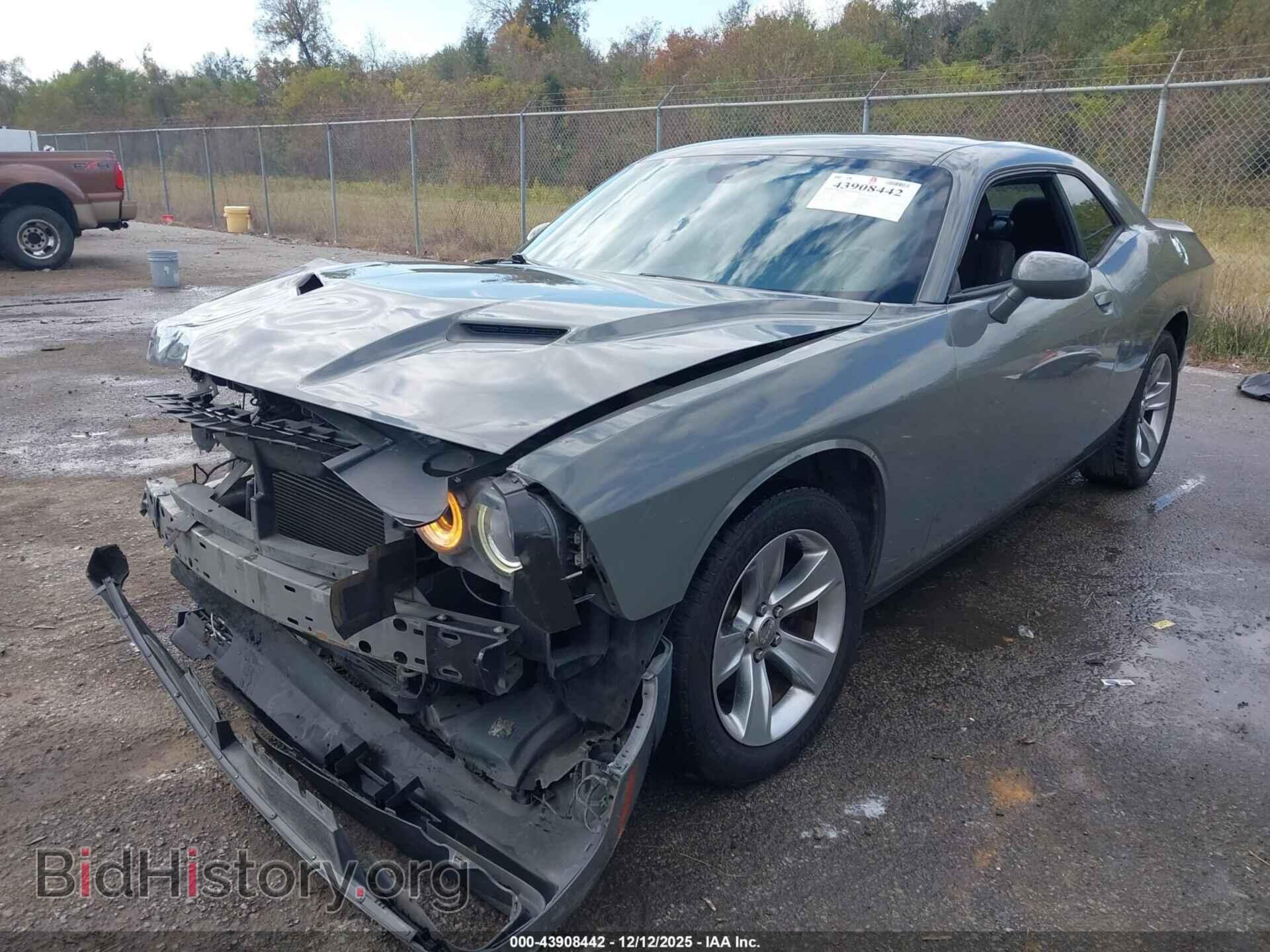 2018 DODGE CHALLENGER - VIN: 2C3CDZAG0JH131237 - Photo 2