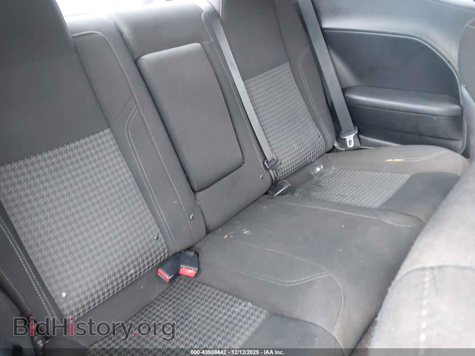 2018 DODGE CHALLENGER - VIN: 2C3CDZAG0JH131237 - Photo 8