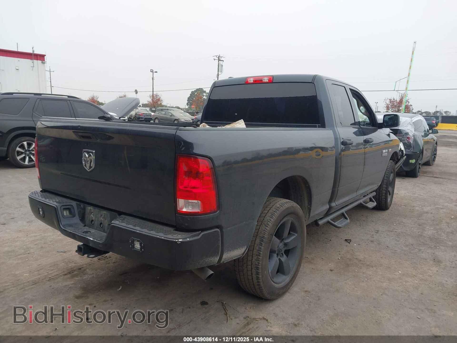 2018 RAM 1500 - VIN: 1C6RR6FT4JS143242 - Фото 4