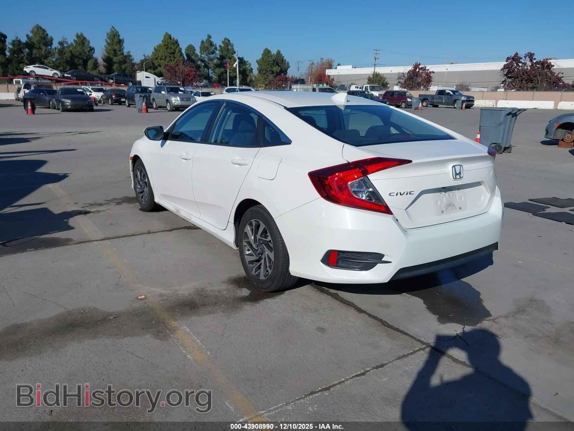 2017 HONDA CIVIC - VIN: 19XFC2F71HE227265 - Фото 3