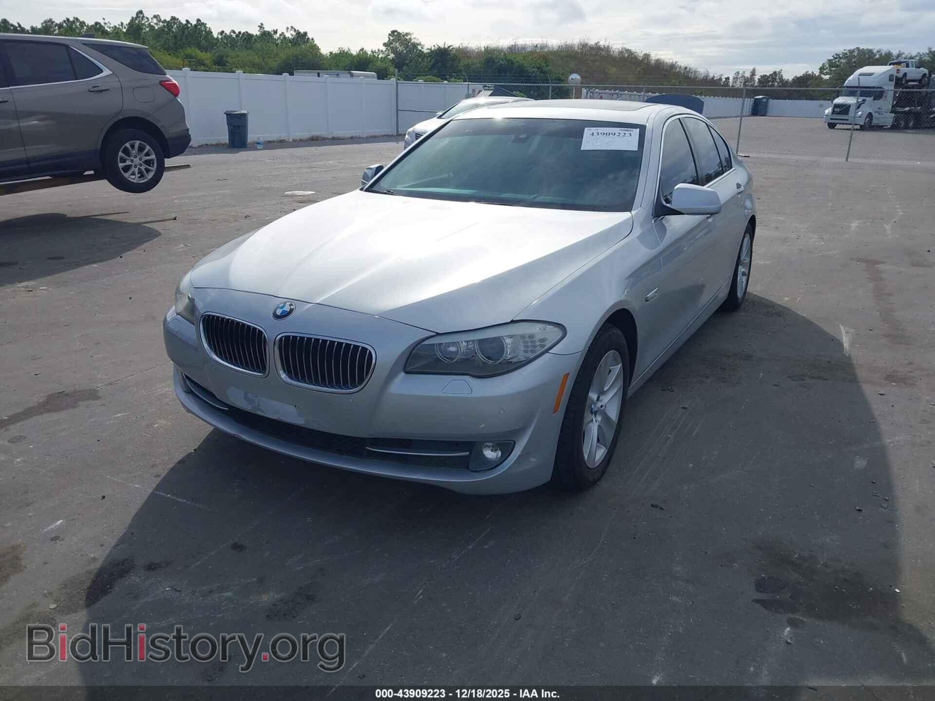2012 BMW 528I - VIN: WBAXH5C59CDW03597 - Фото 2