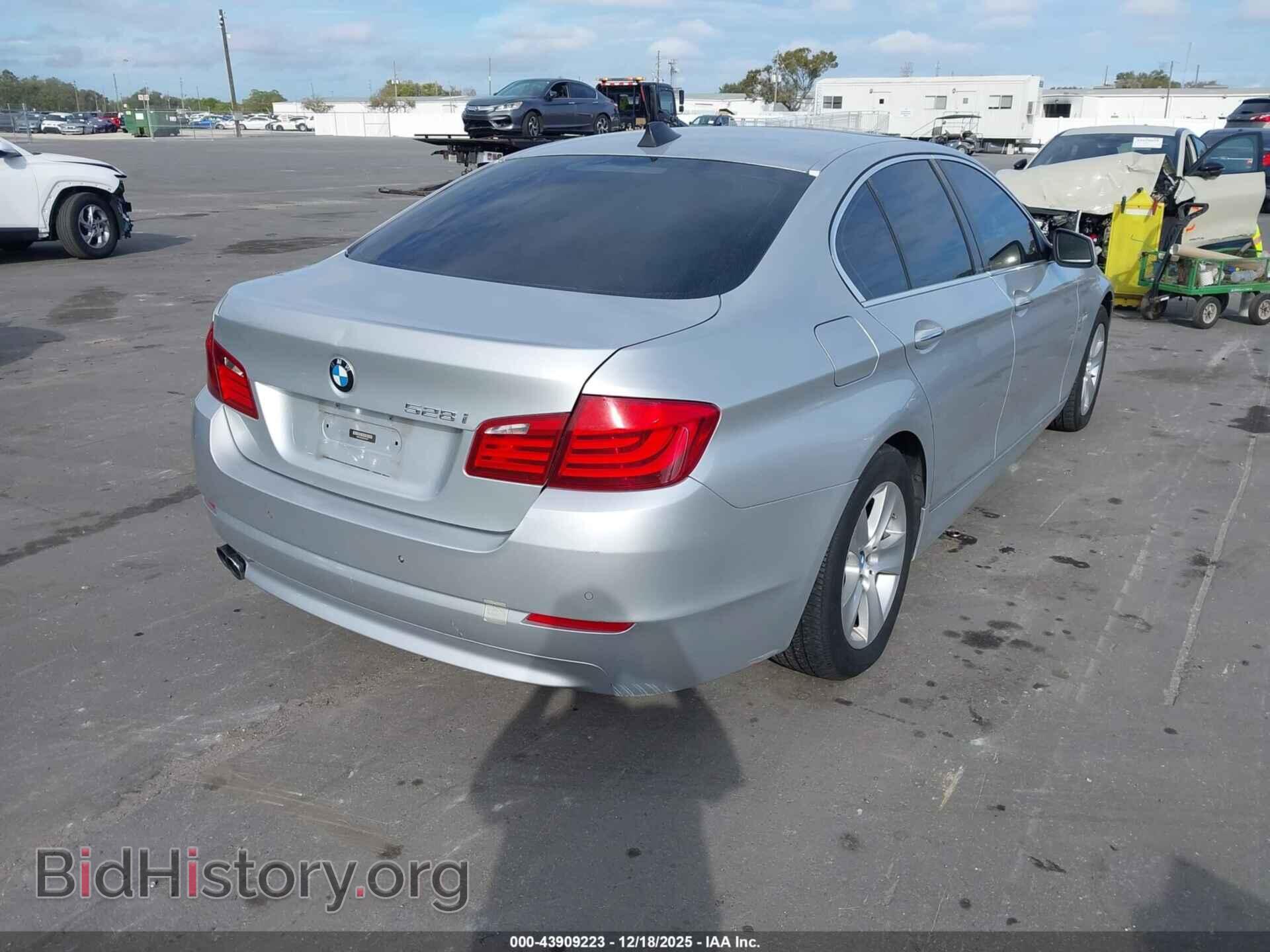 2012 BMW 528I - VIN: WBAXH5C59CDW03597 - Фото 4