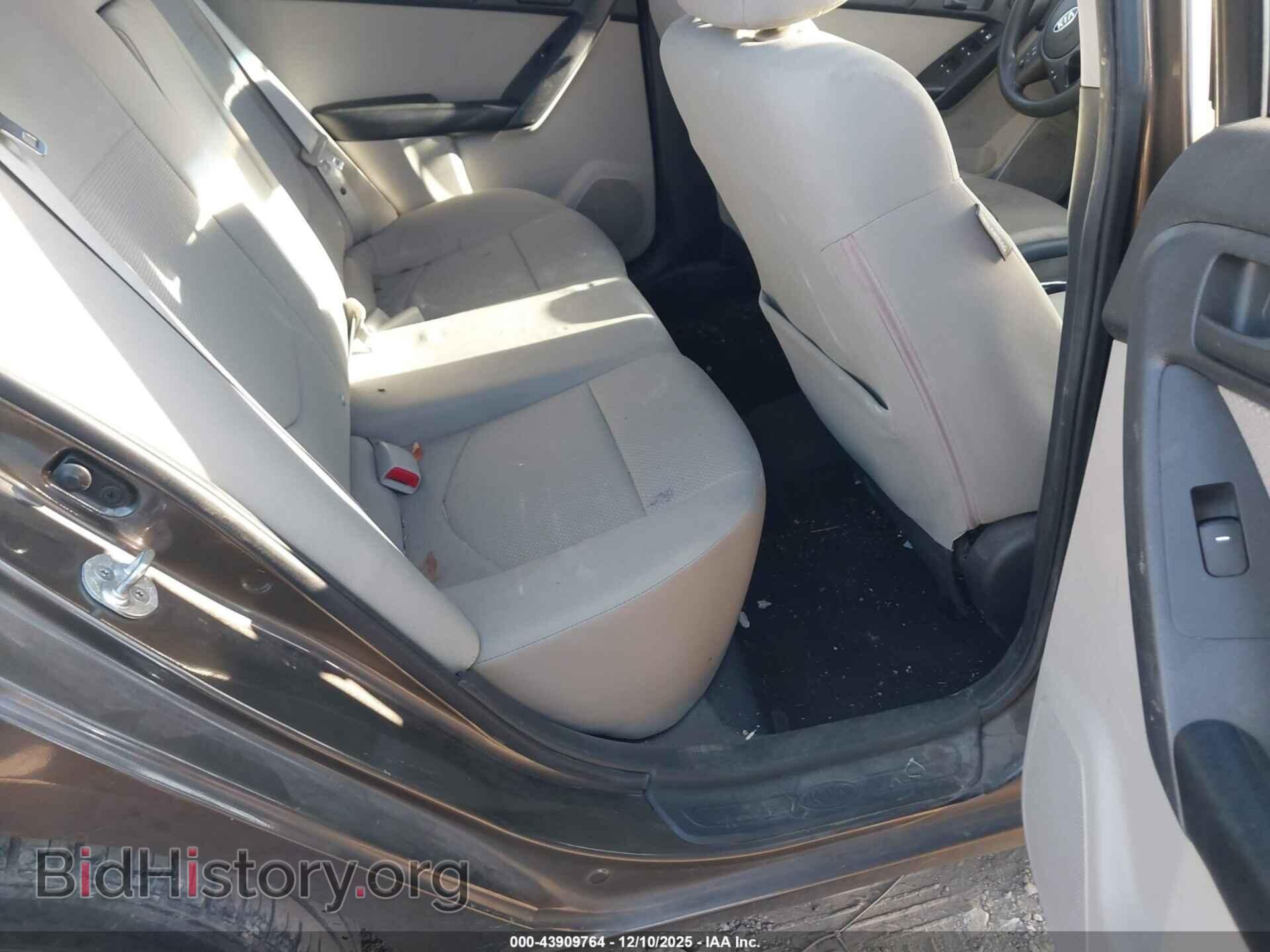 2012 KIA FORTE - VIN: KNAFU4A22C5483551 - Фото 8