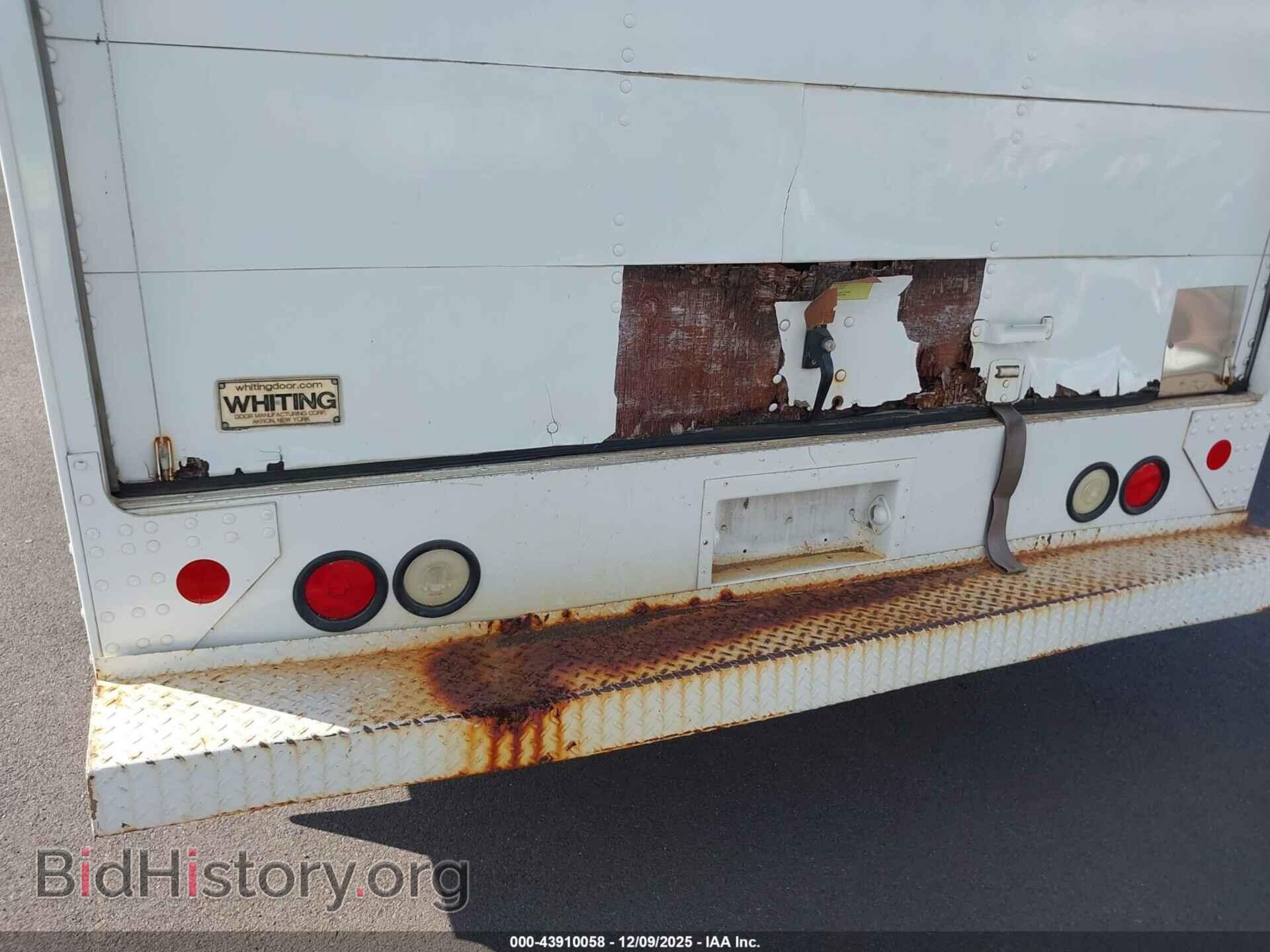 2014 FORD E-350 STRIPPED - VIN: 1FC3E3KL8EDB11015 - Photo 11