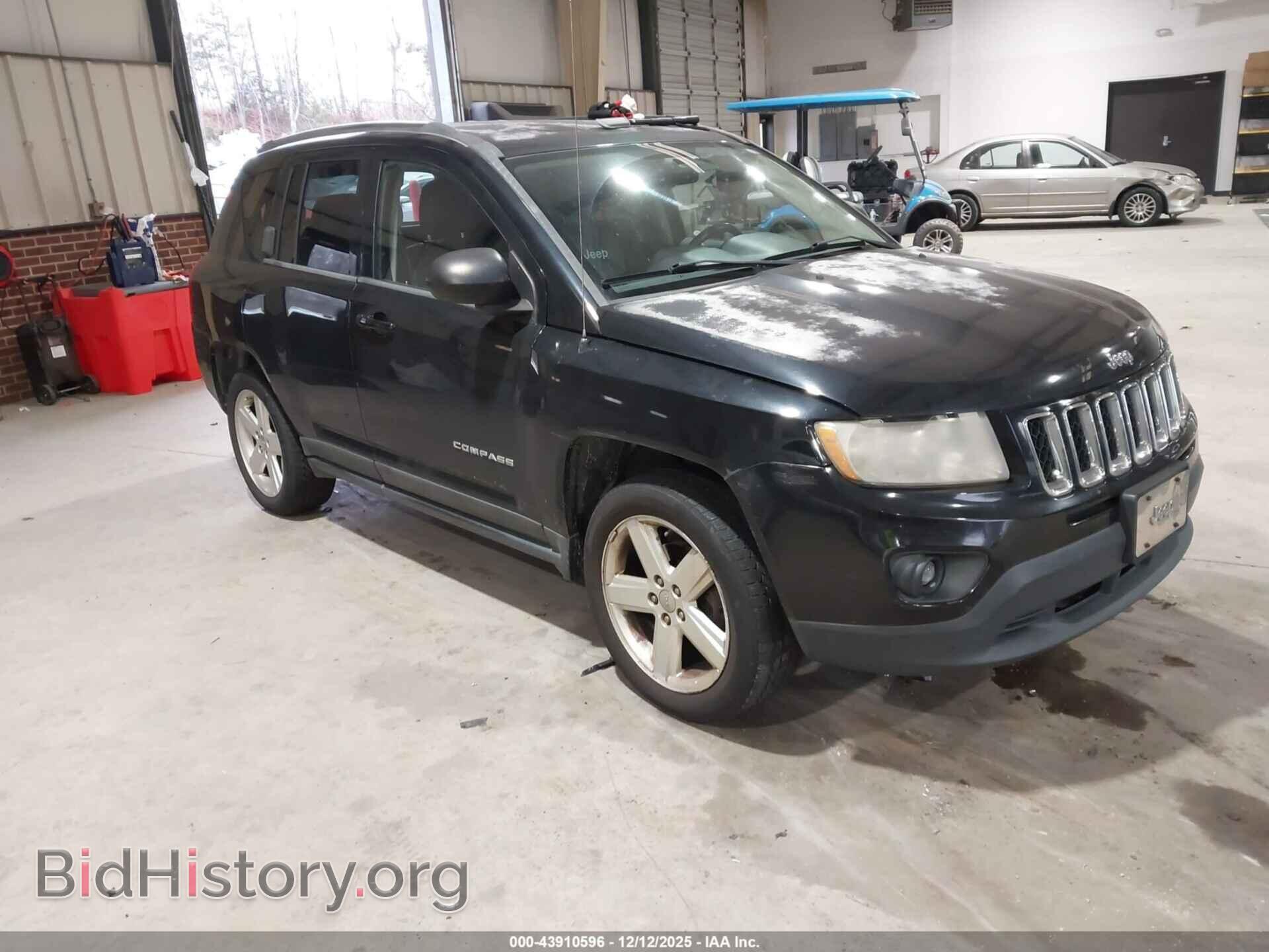 Photo 1C4NJCCB4CD542054 - JEEP COMPASS 2012