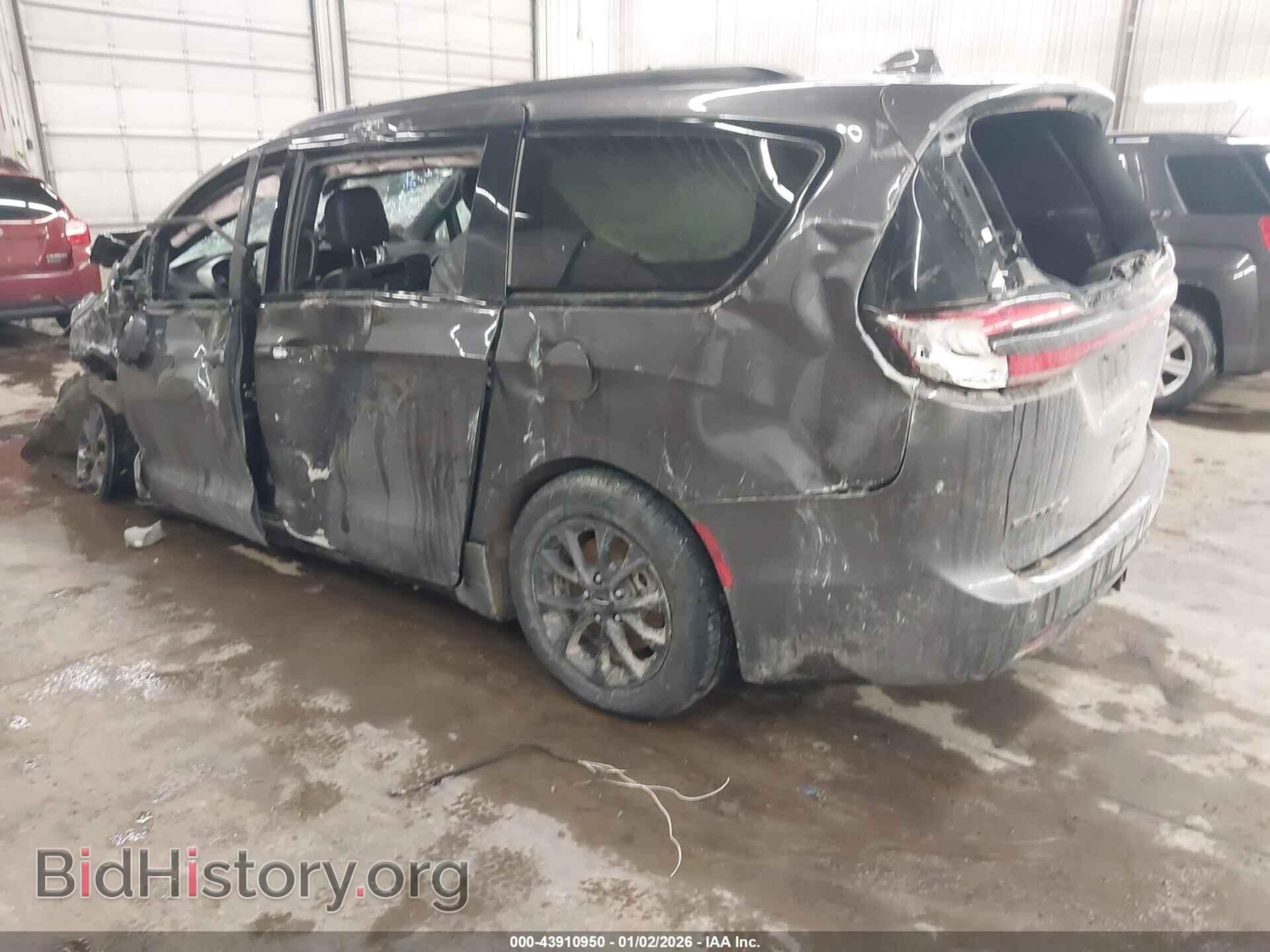 2021 CHRYSLER PACIFICA - VIN: 2C4RC3BG9MR597252 - Photo 3